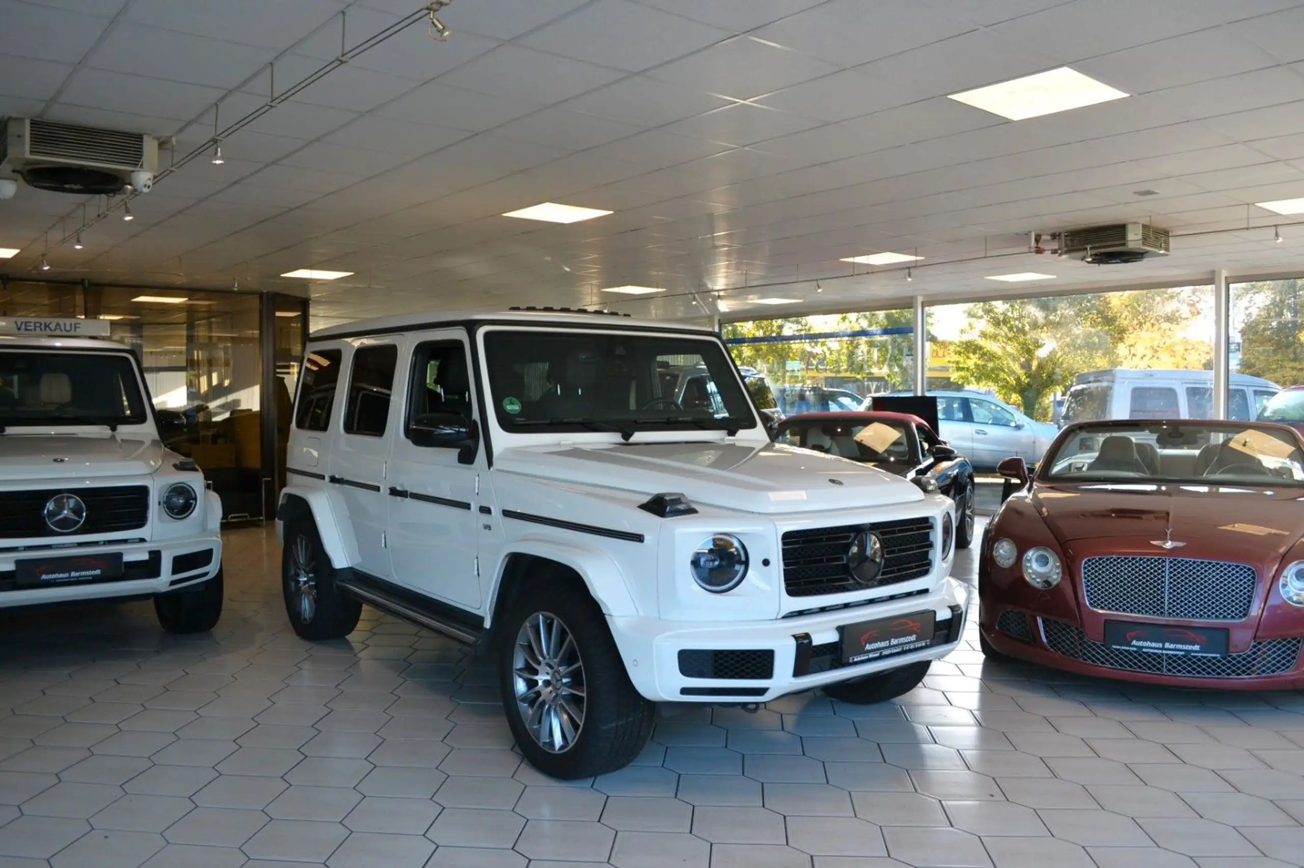 Mercedes-Benz - G 500