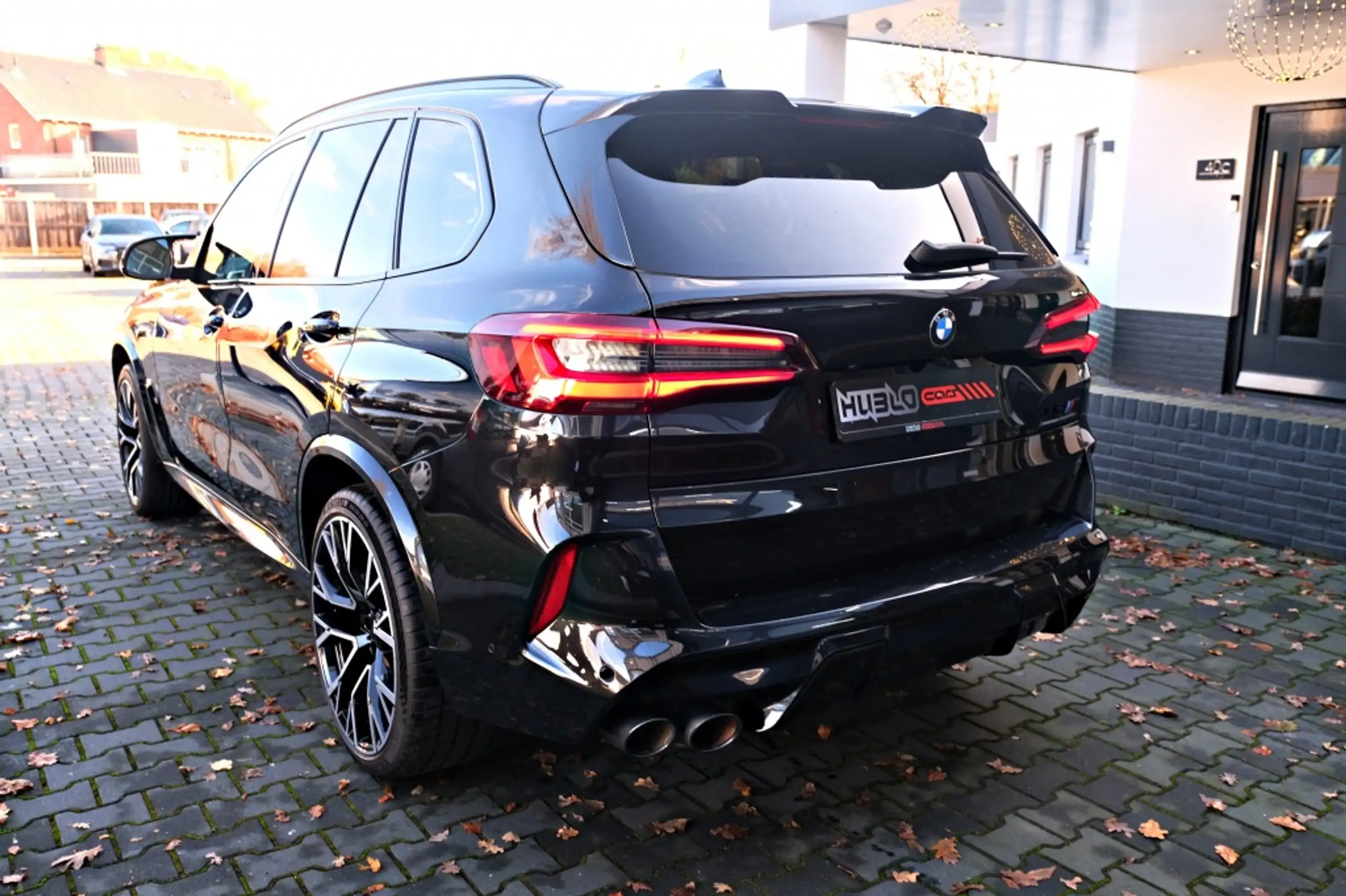 BMW - X5 M