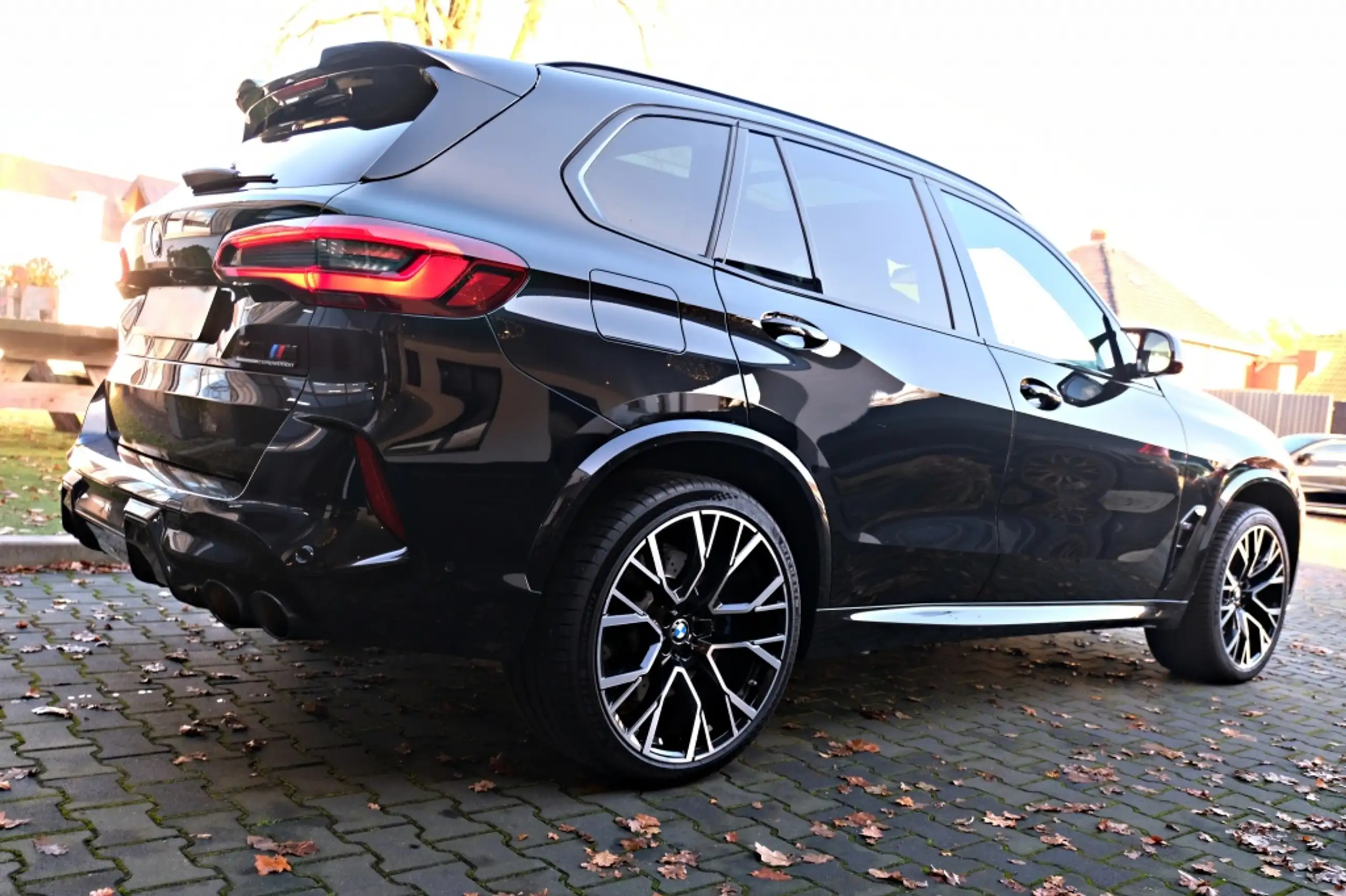 BMW - X5 M