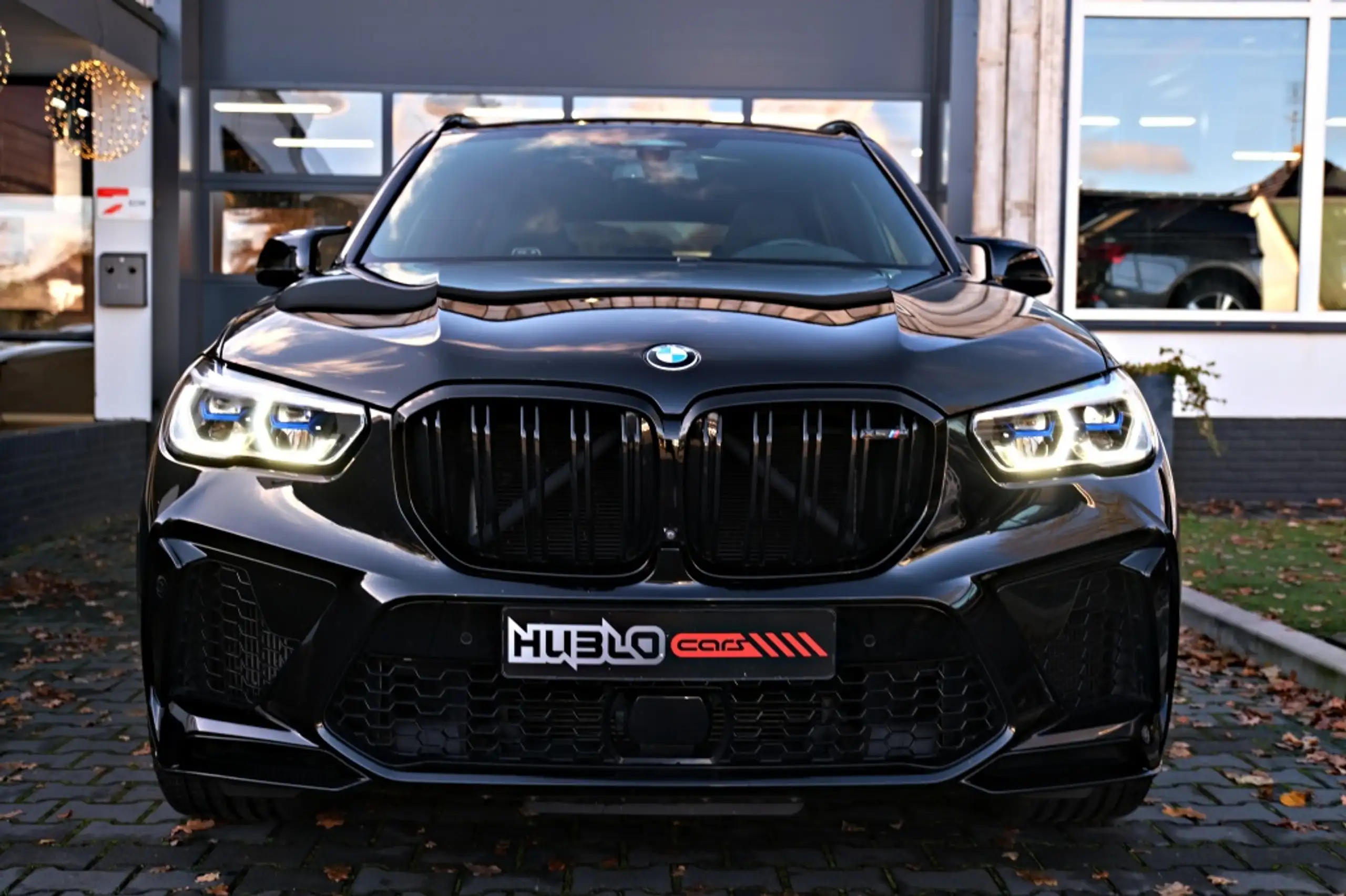 BMW - X5 M