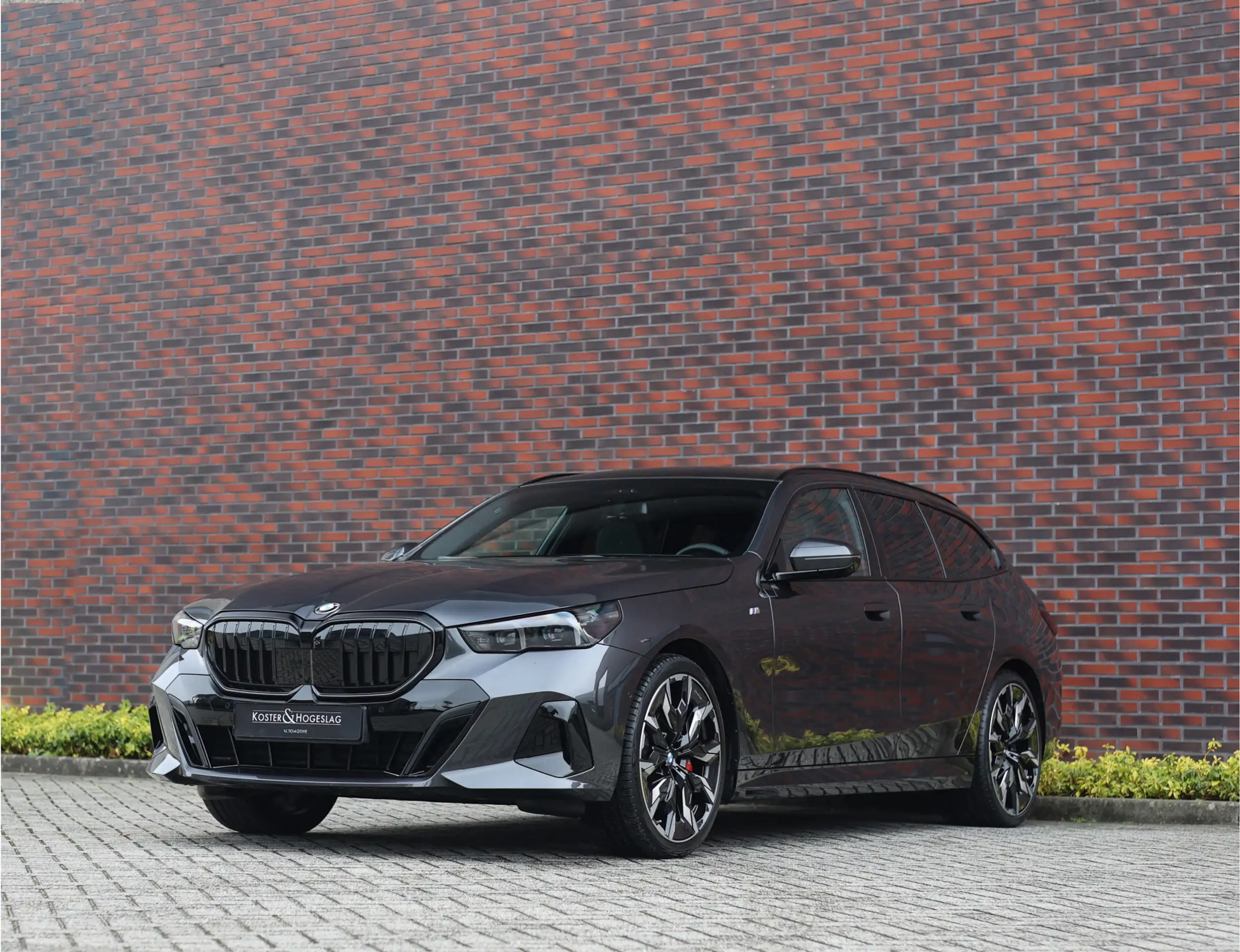 BMW - 540