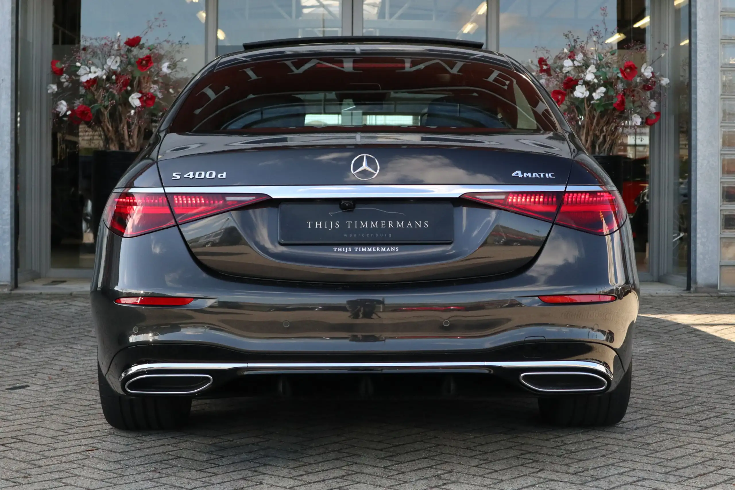 Mercedes-Benz - S 400