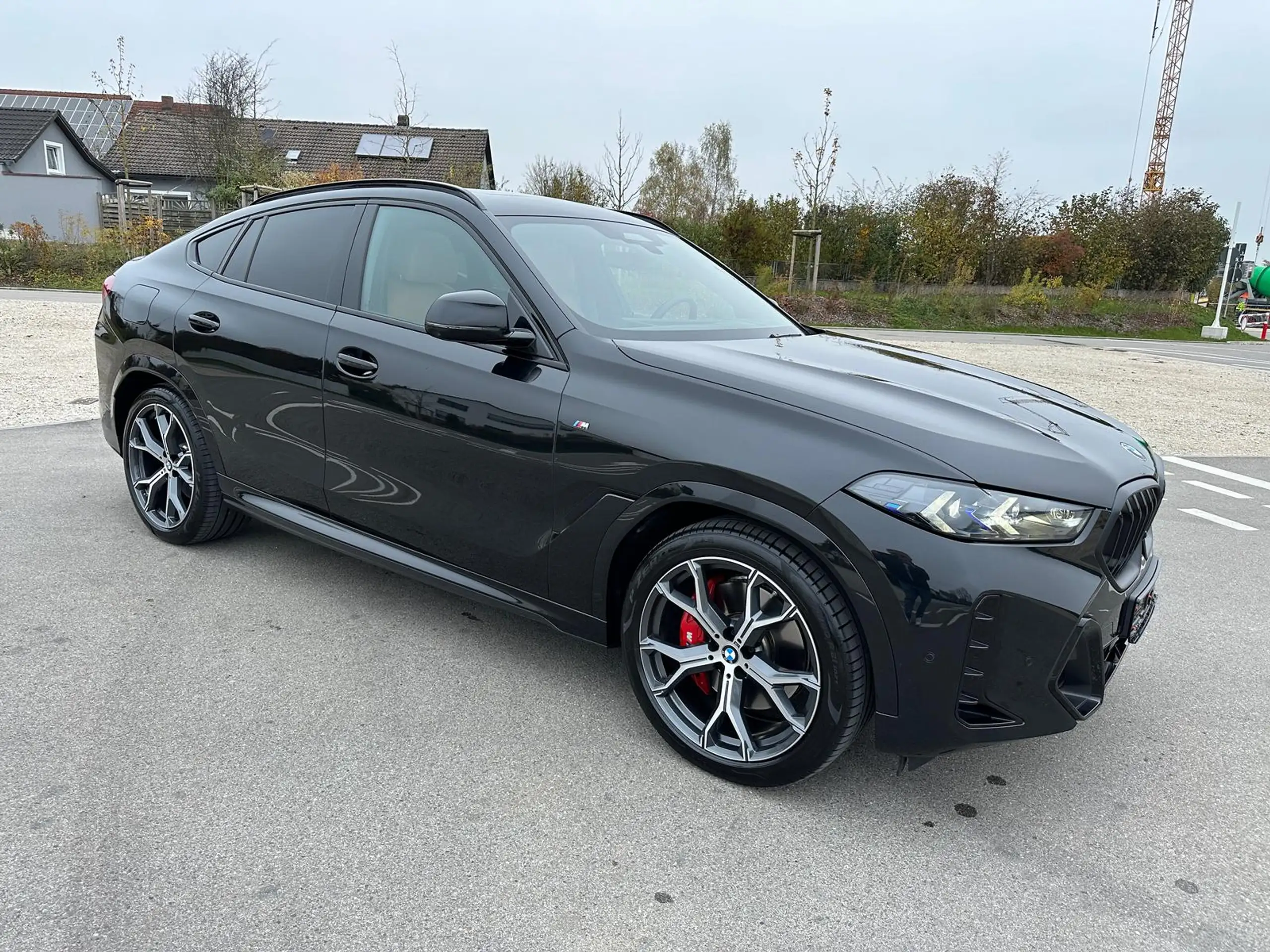 BMW - X6