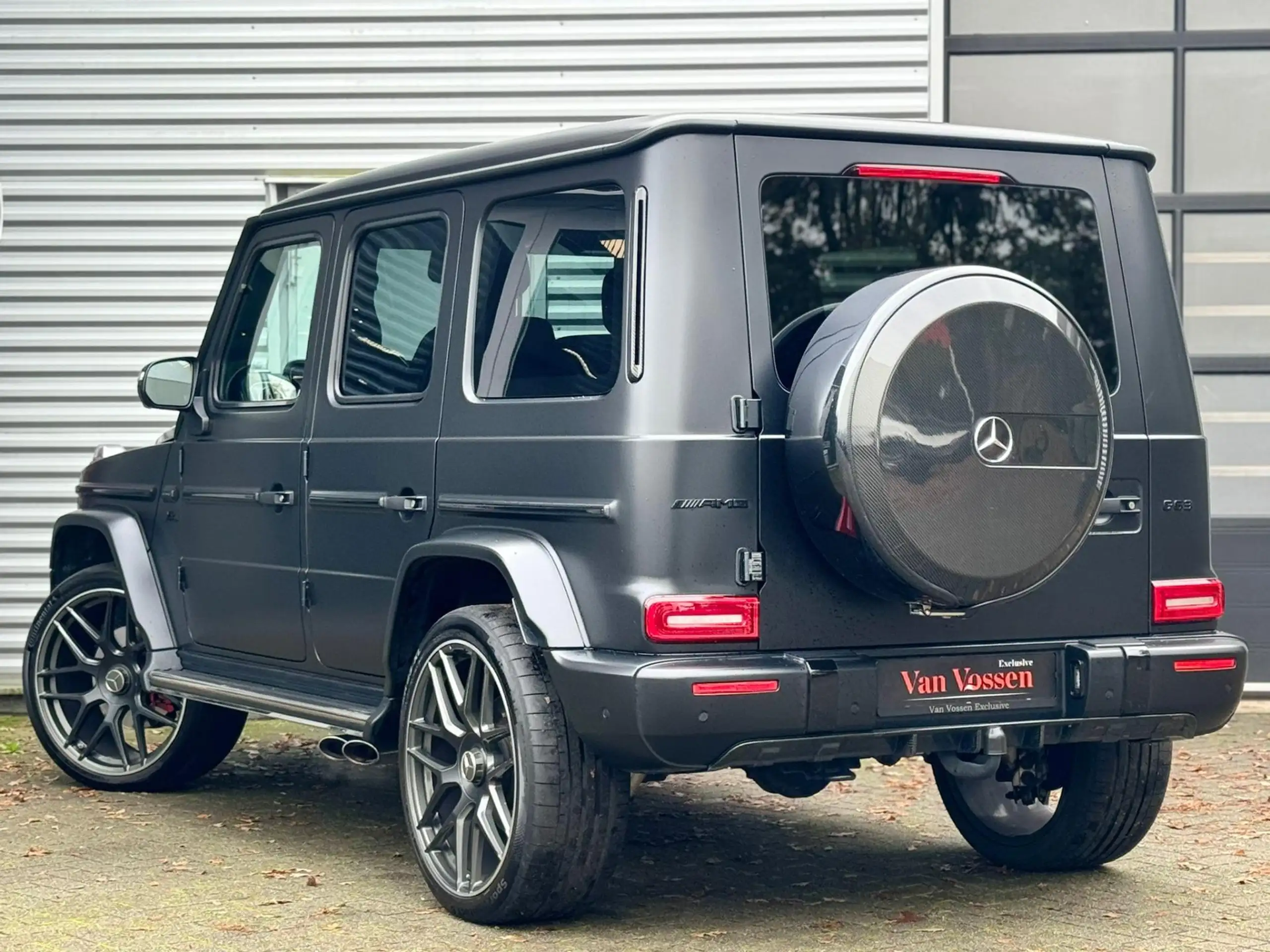 Mercedes-Benz - G 500