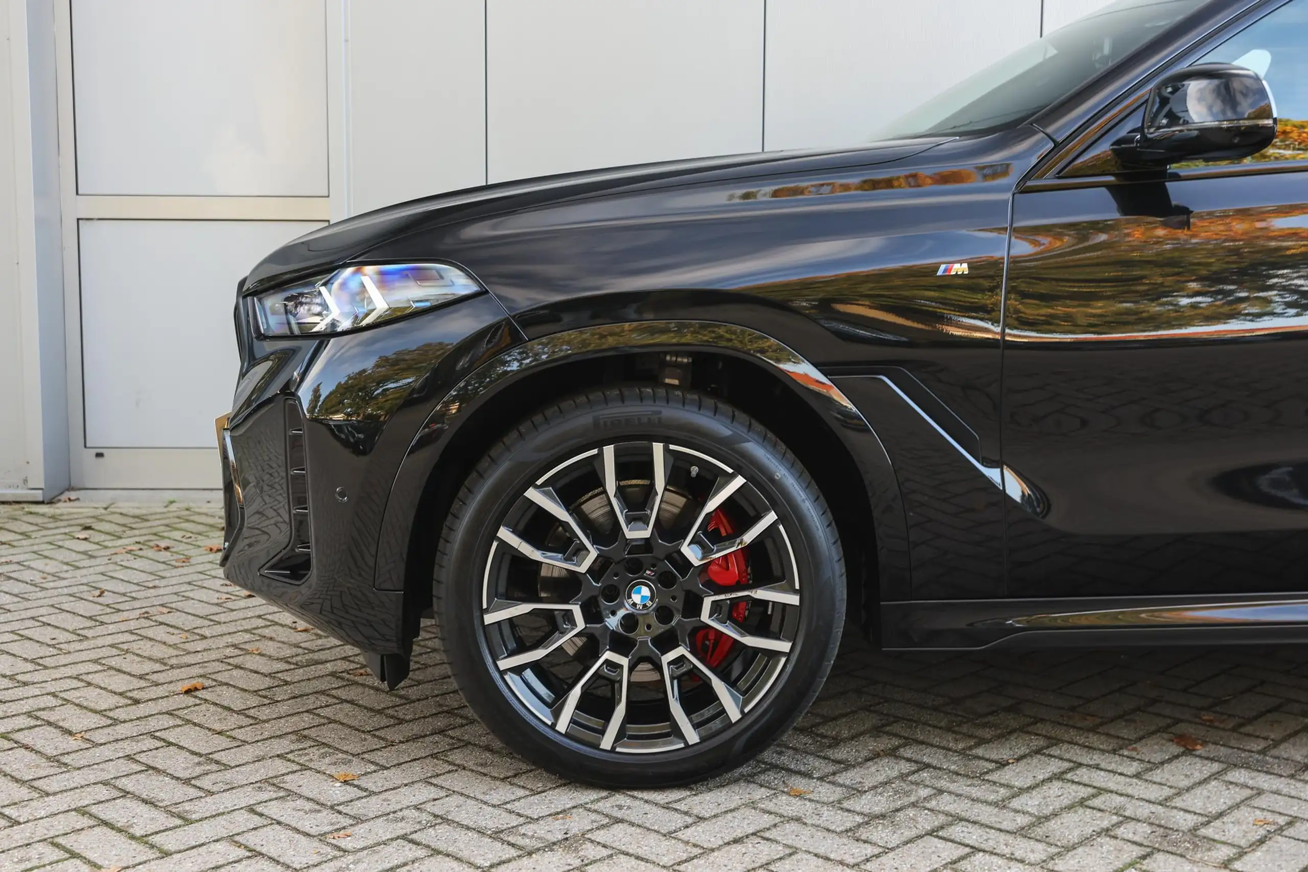 BMW - X6