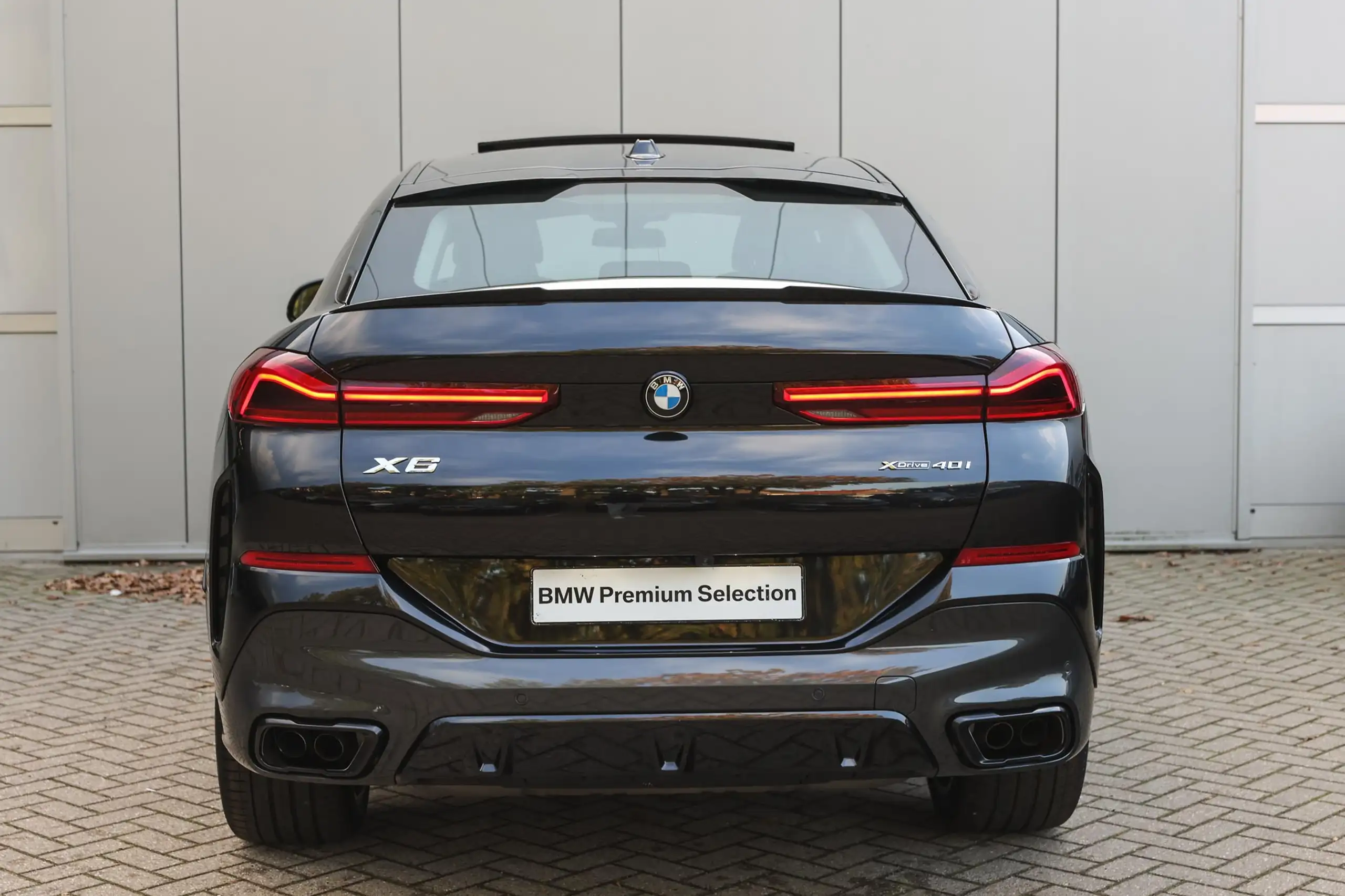 BMW - X6