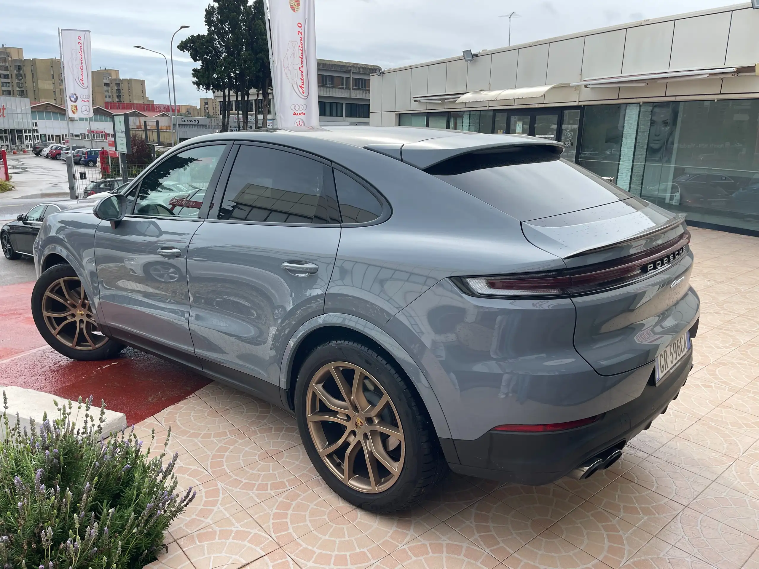 Porsche - Cayenne