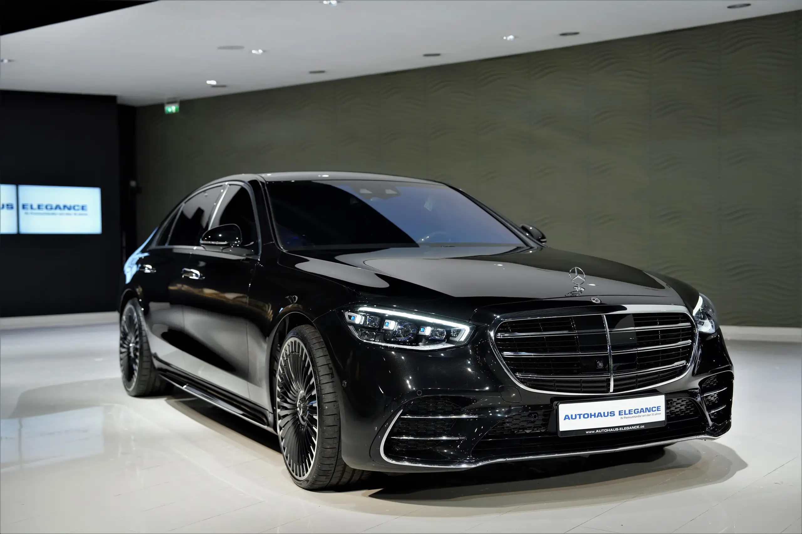 Mercedes-Benz - S 580