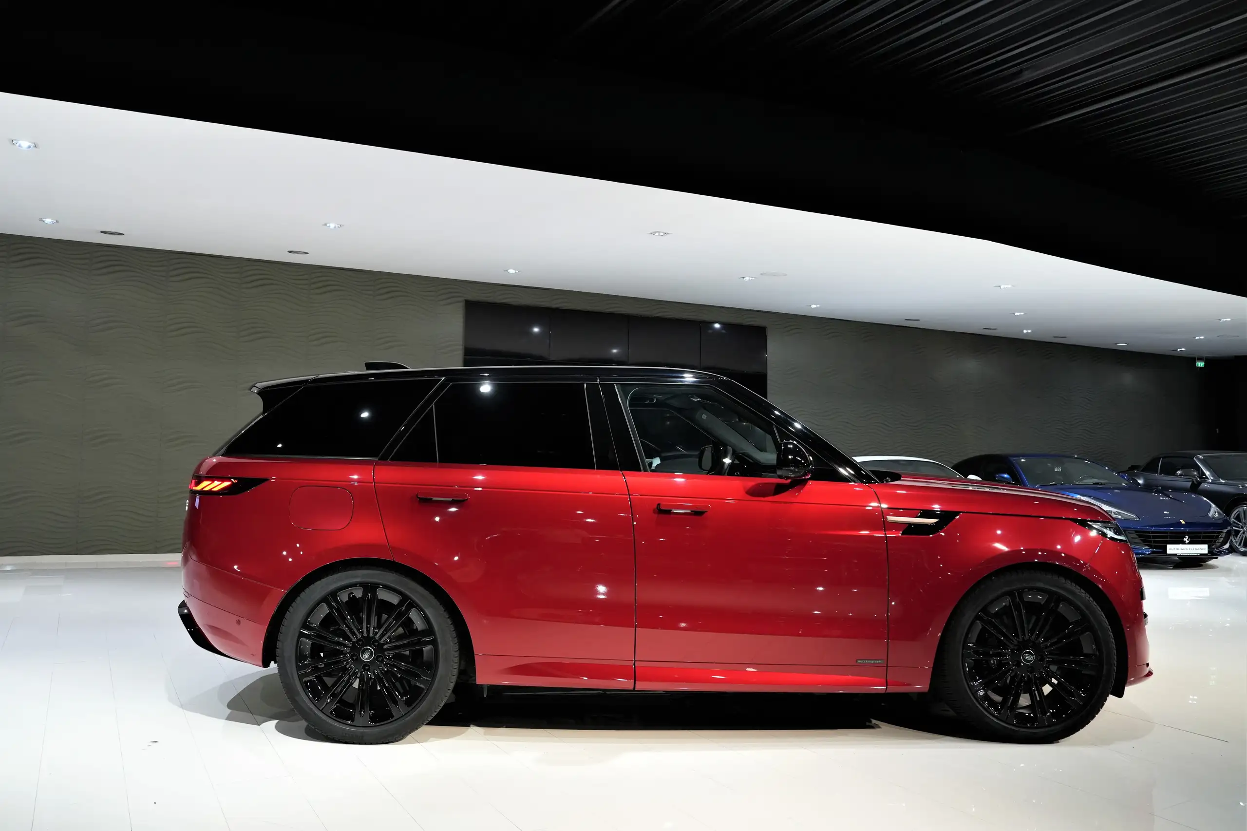 Land Rover - Range Rover Sport