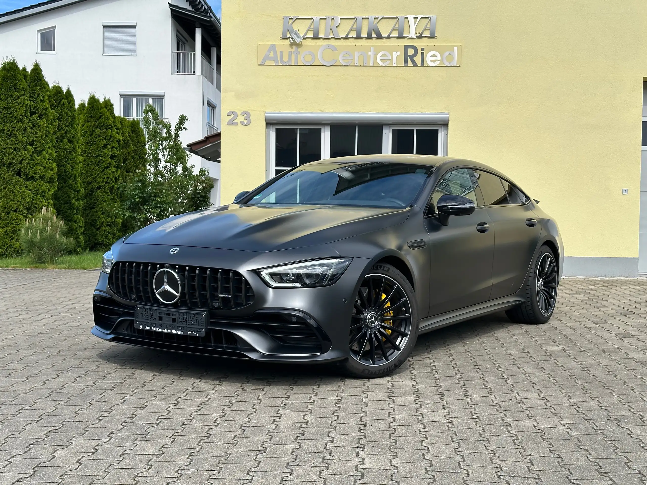 Mercedes-Benz AMG GT 2023