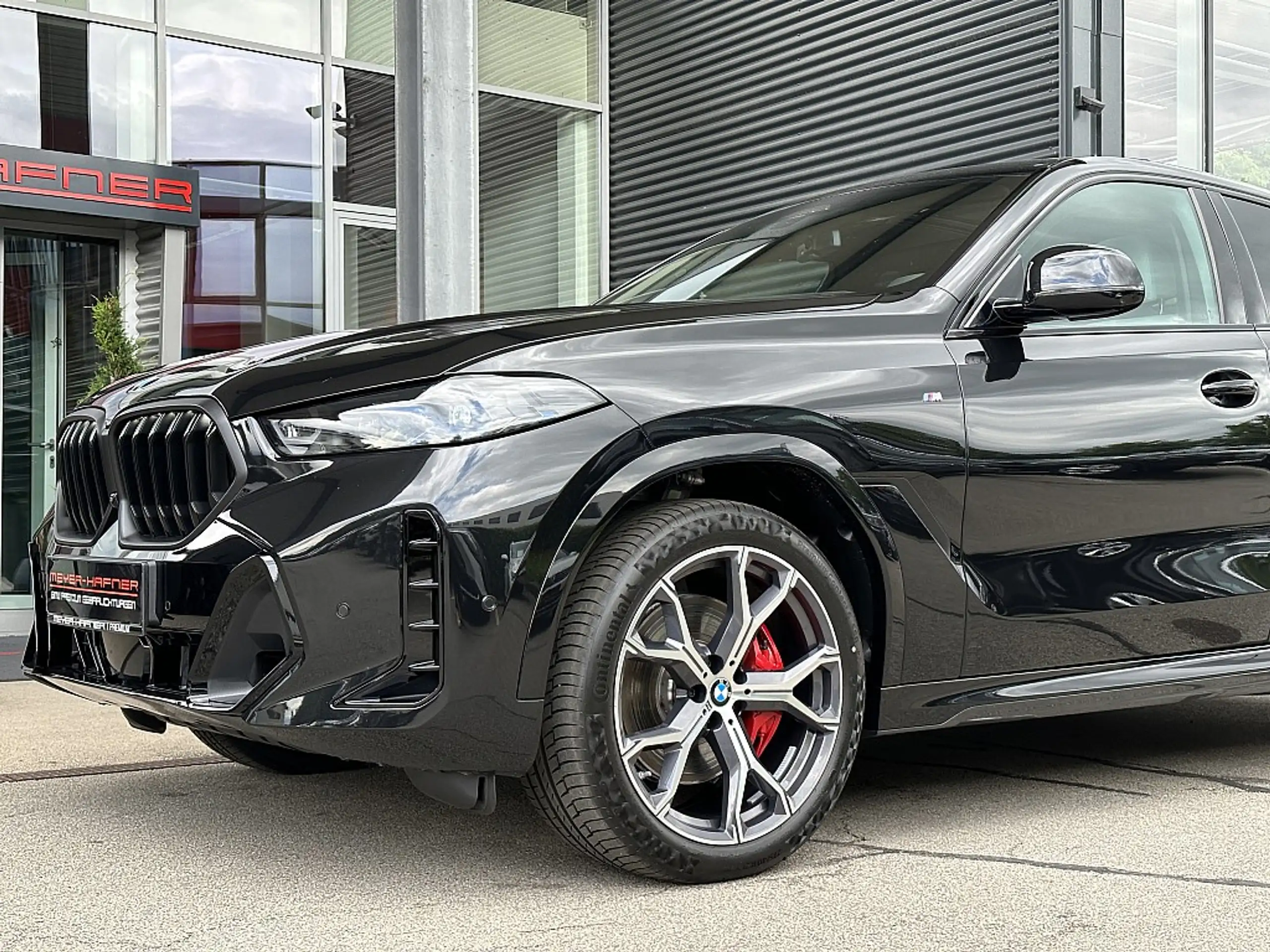 BMW - X6