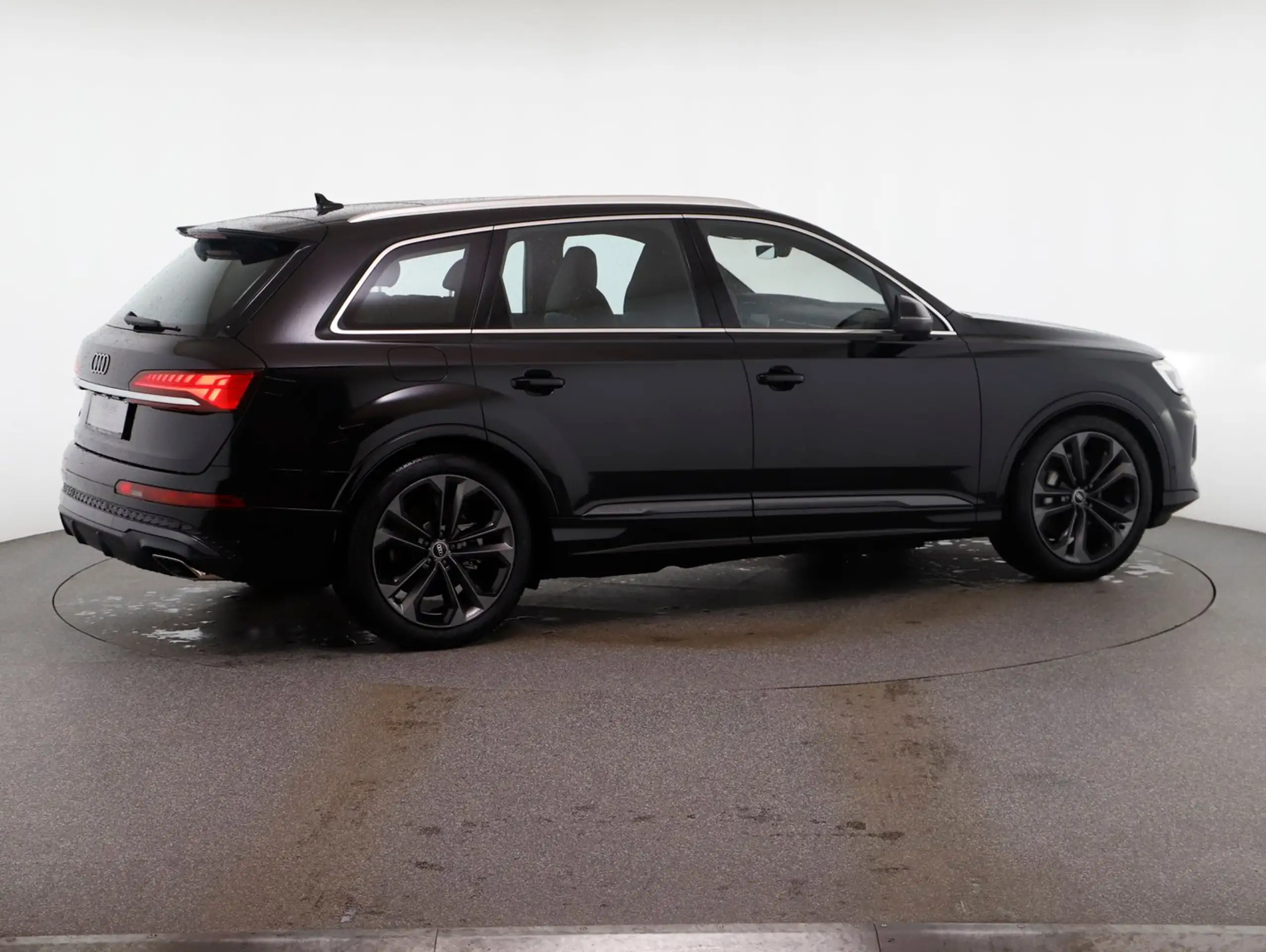 Audi - Q7