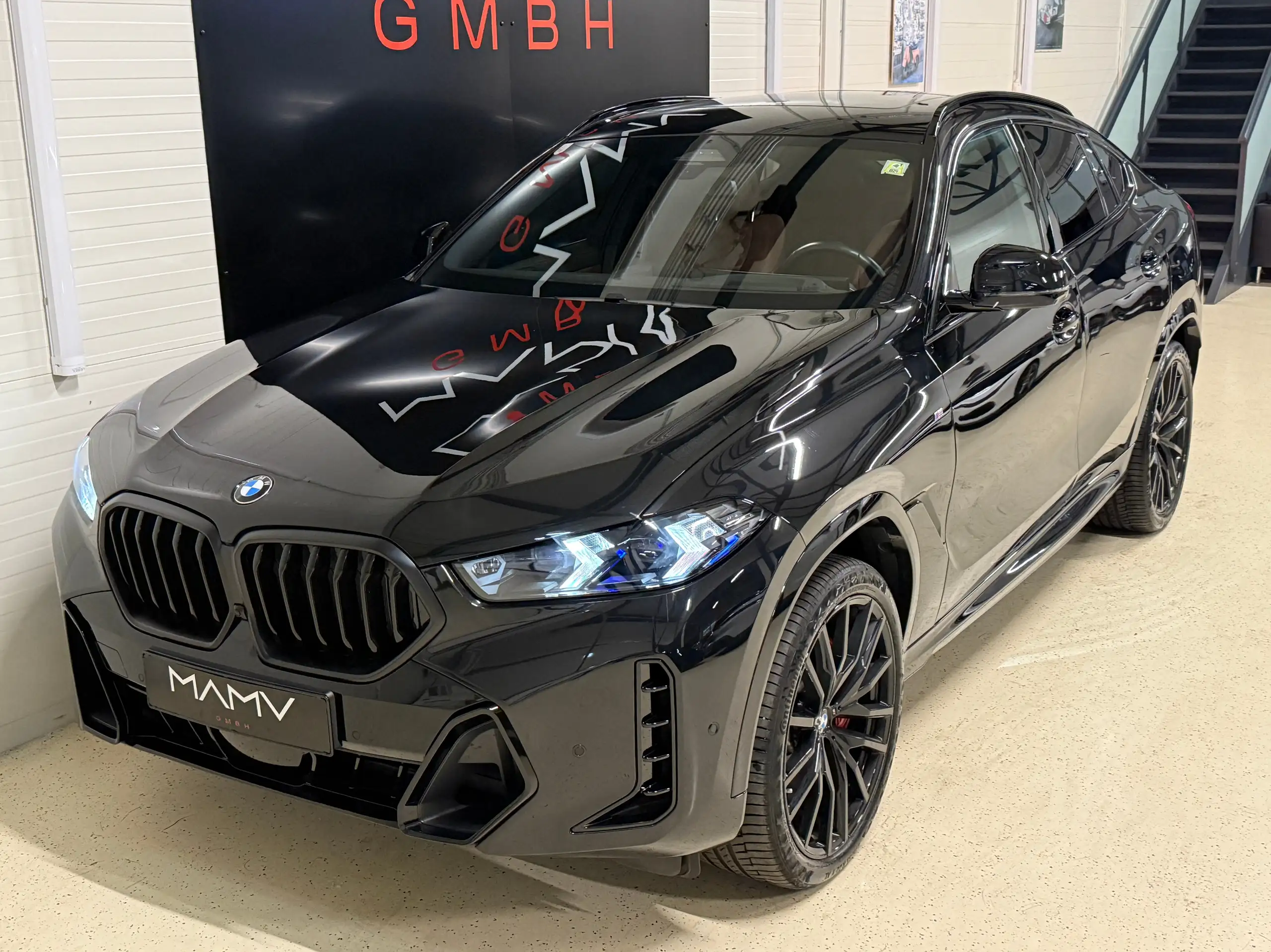 BMW - X6