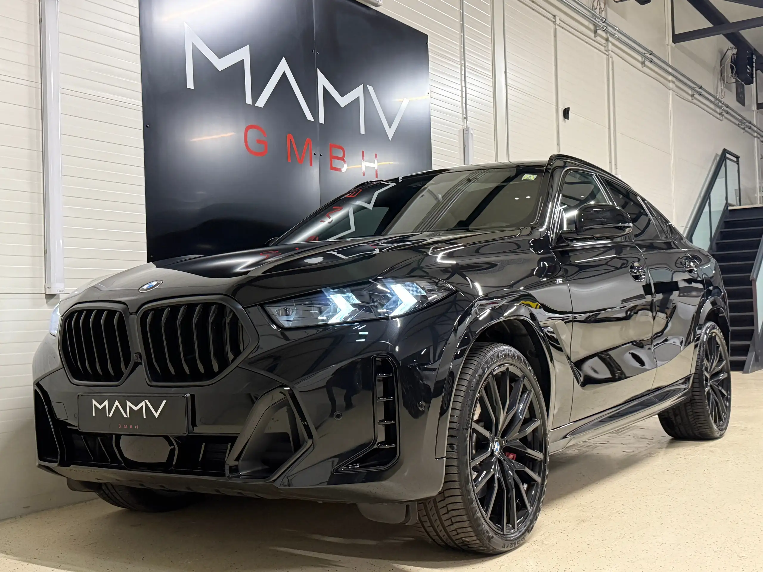 BMW - X6