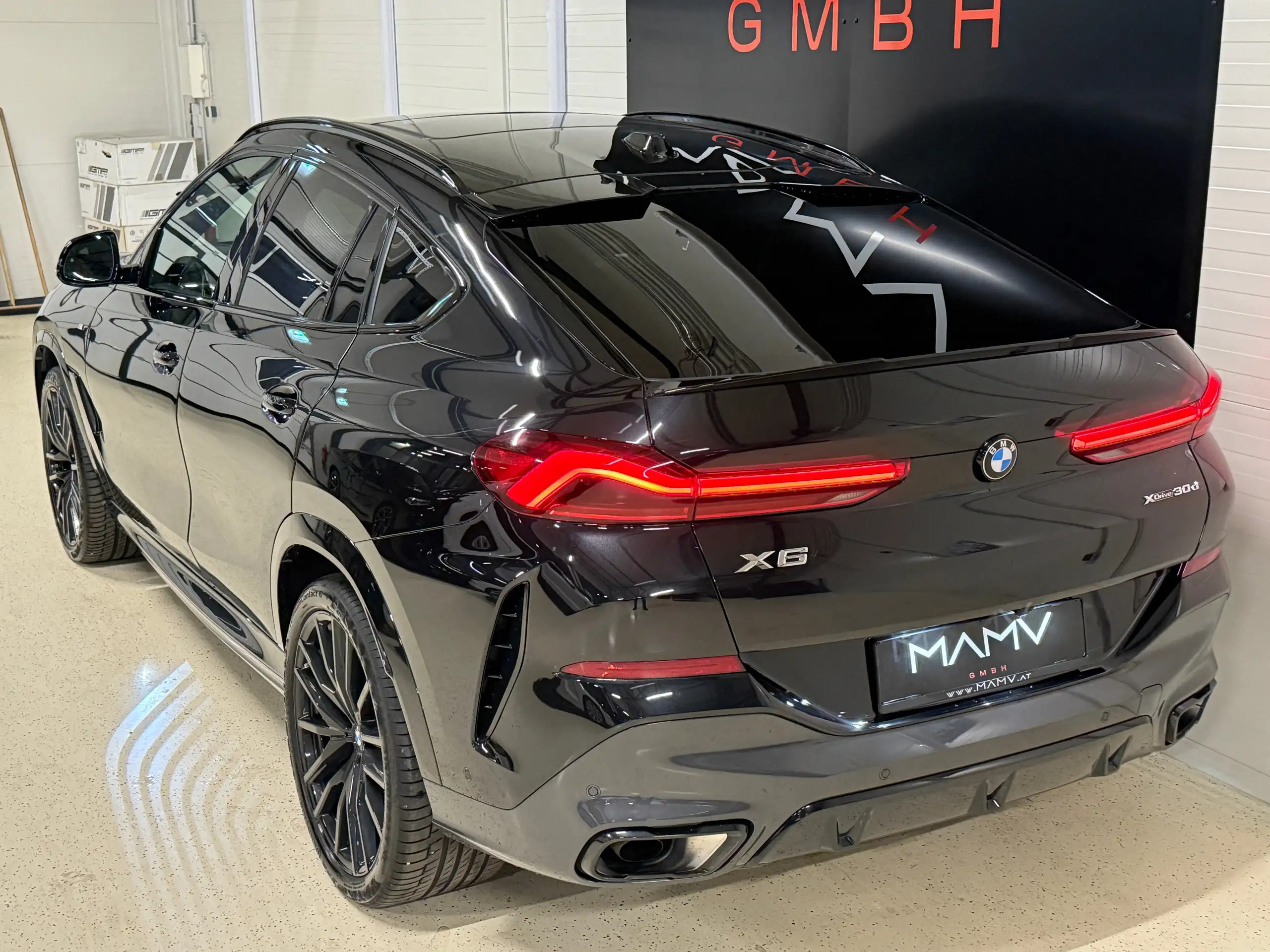 BMW - X6