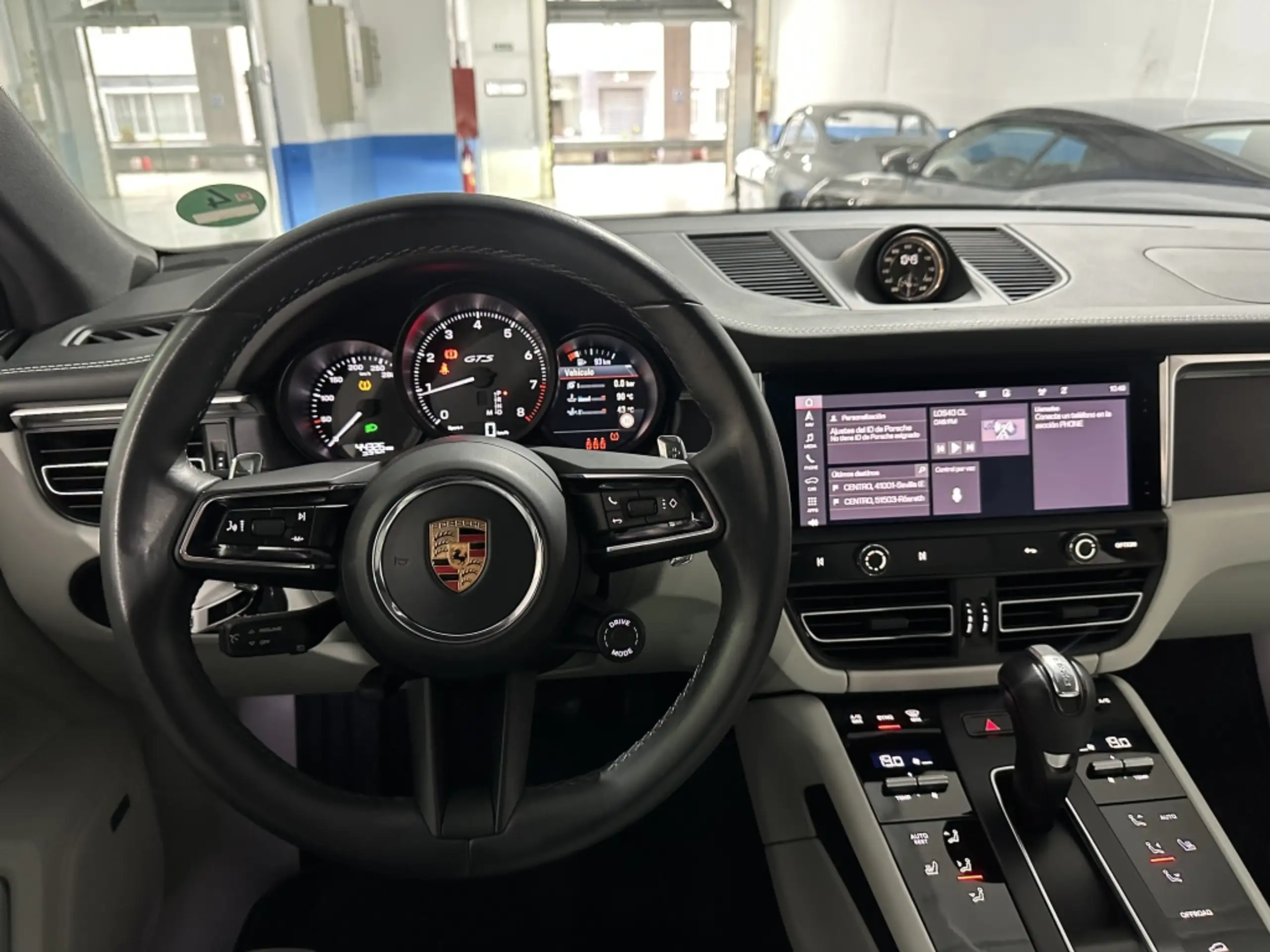 Porsche - Macan