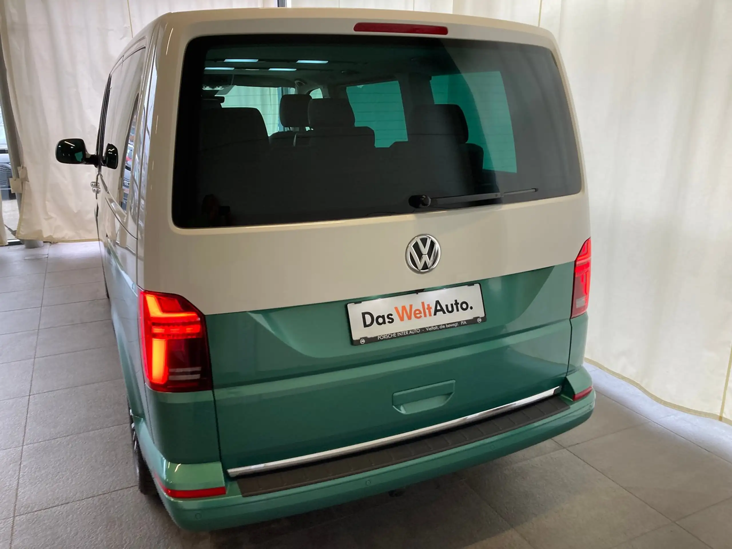 Volkswagen - T6.1 Multivan