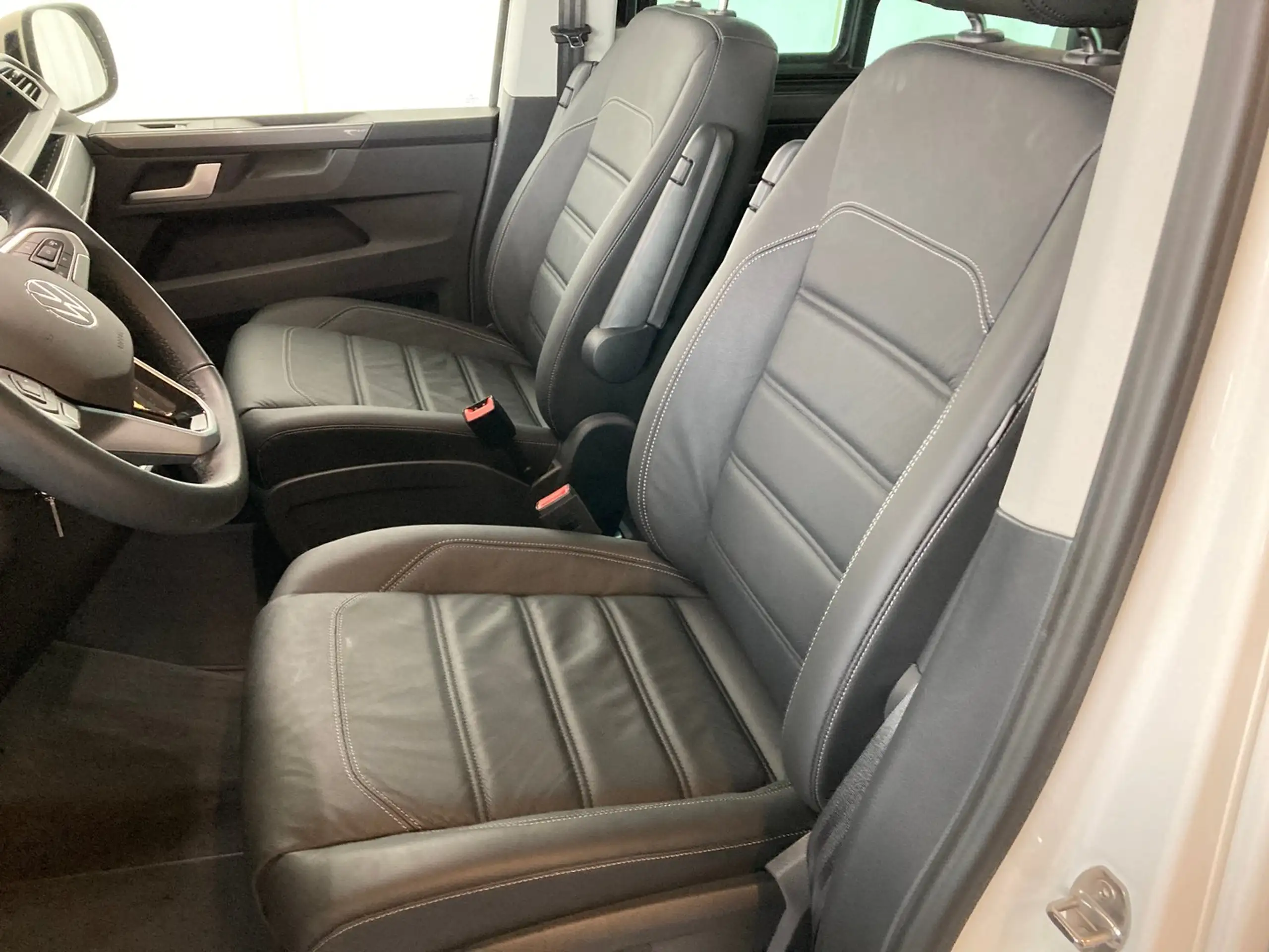 Volkswagen - T6.1 Multivan