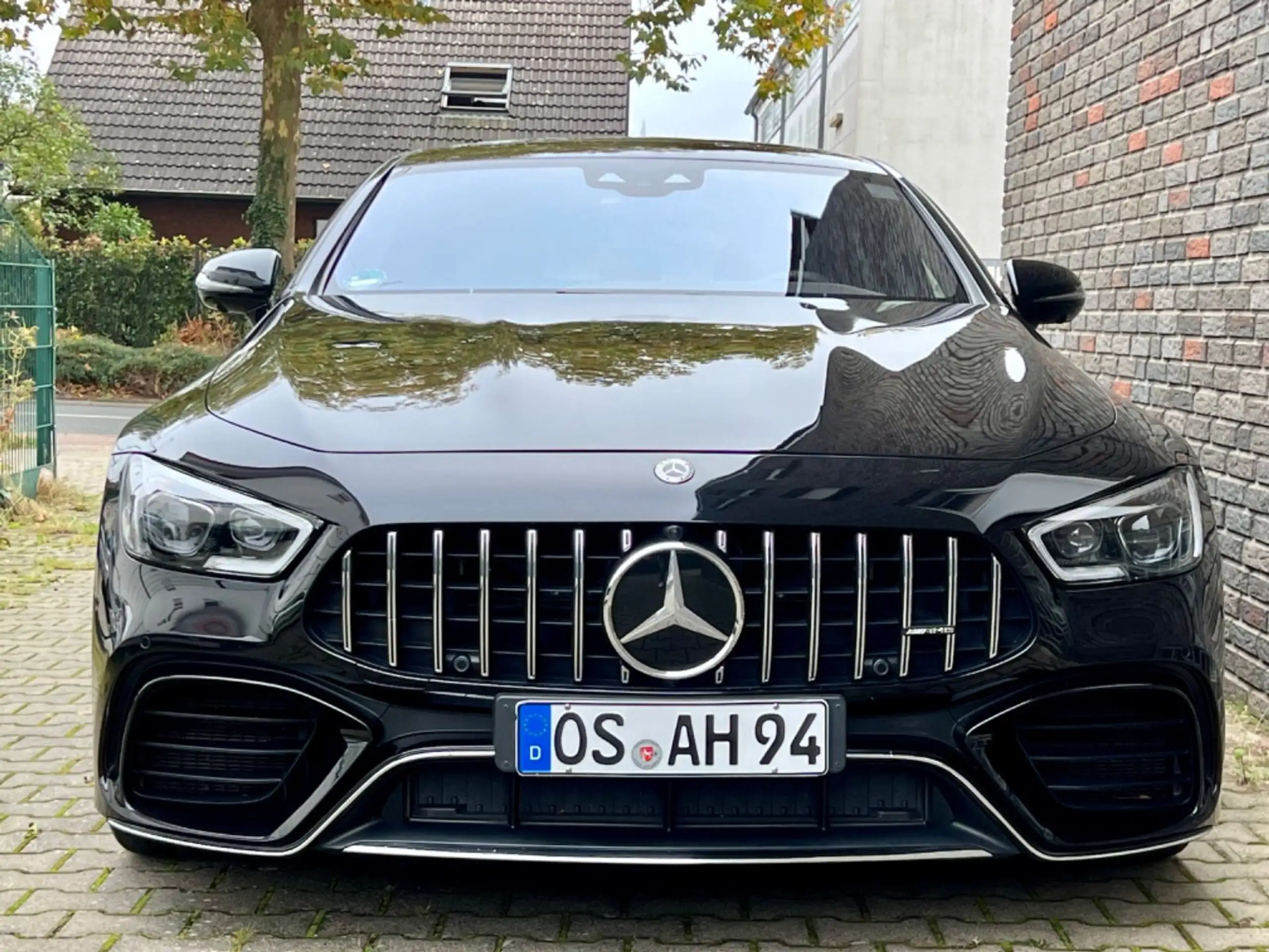 Mercedes-Benz - AMG GT