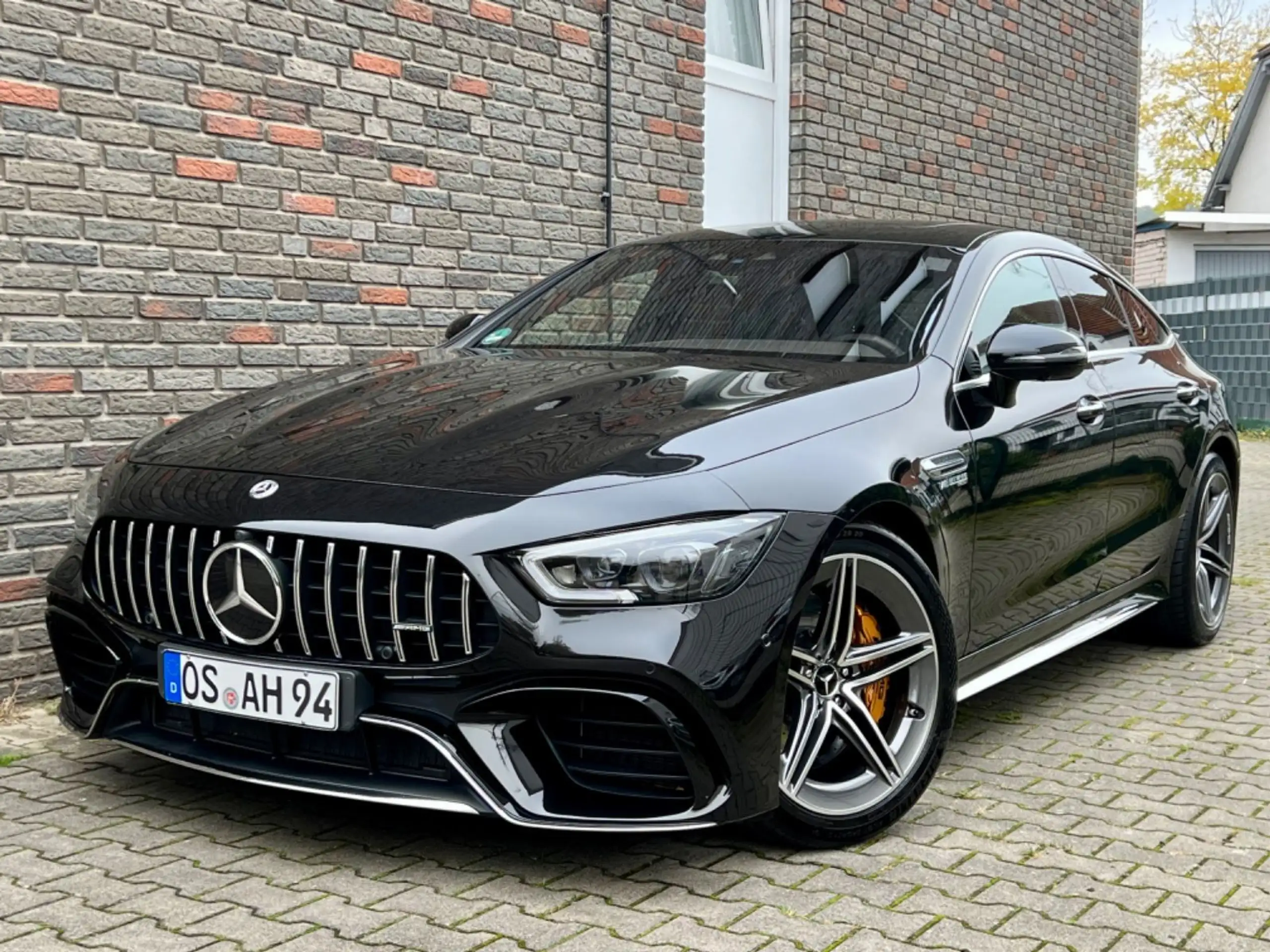 Mercedes-Benz - AMG GT