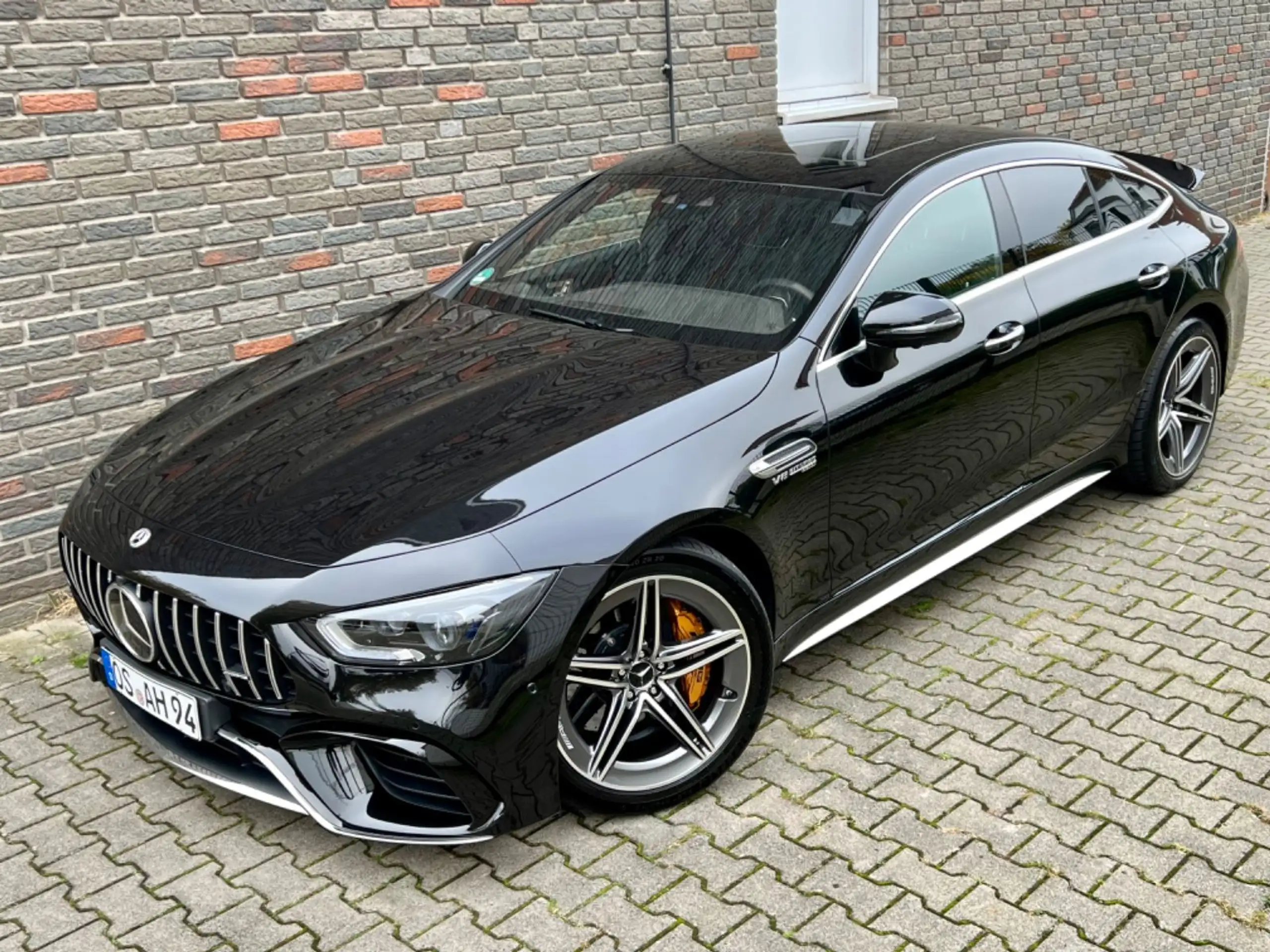 Mercedes-Benz - AMG GT