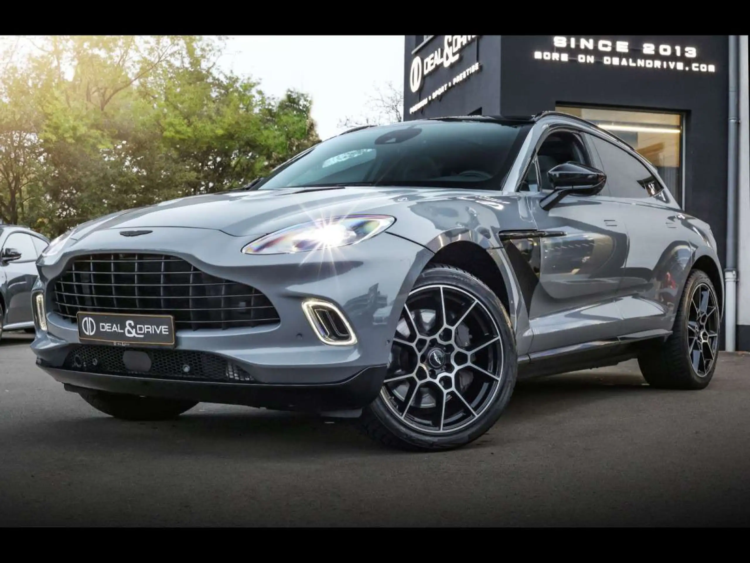 Aston Martin - DBX