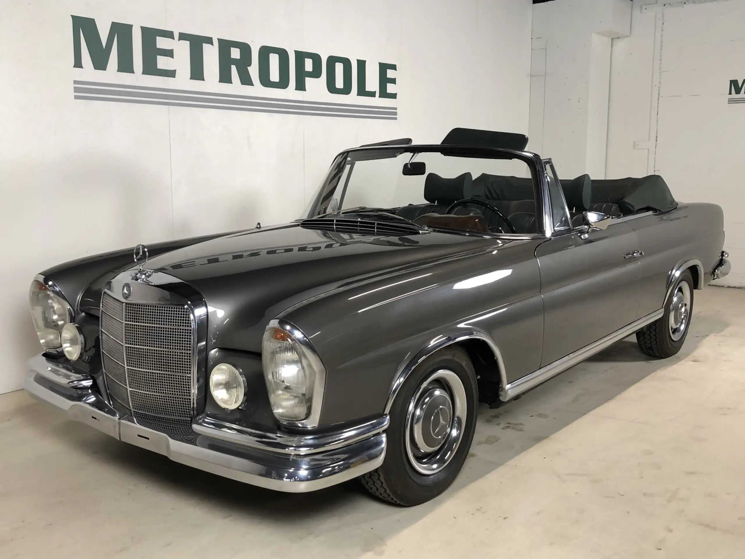 Mercedes-Benz - 250