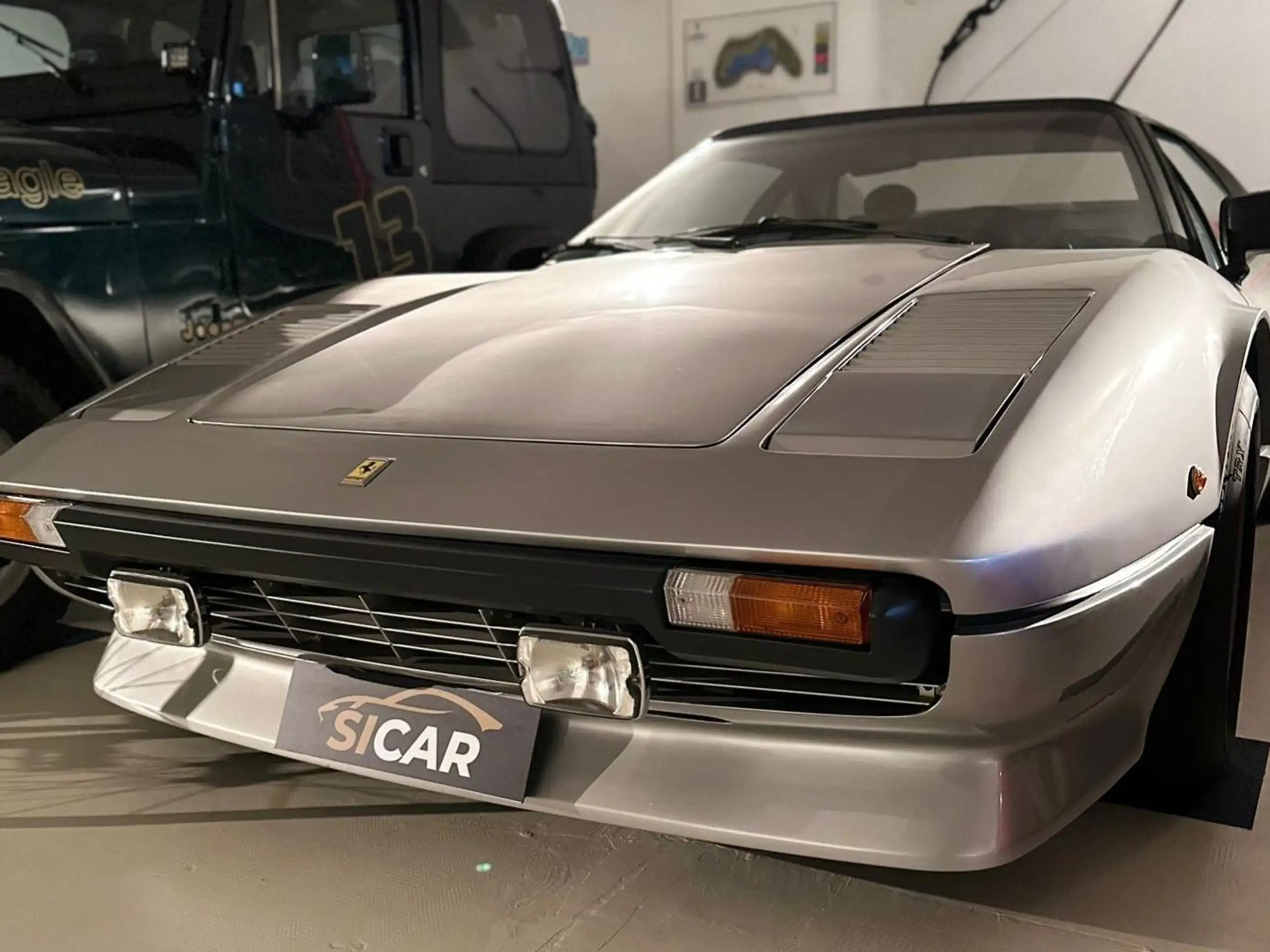 Ferrari - 208