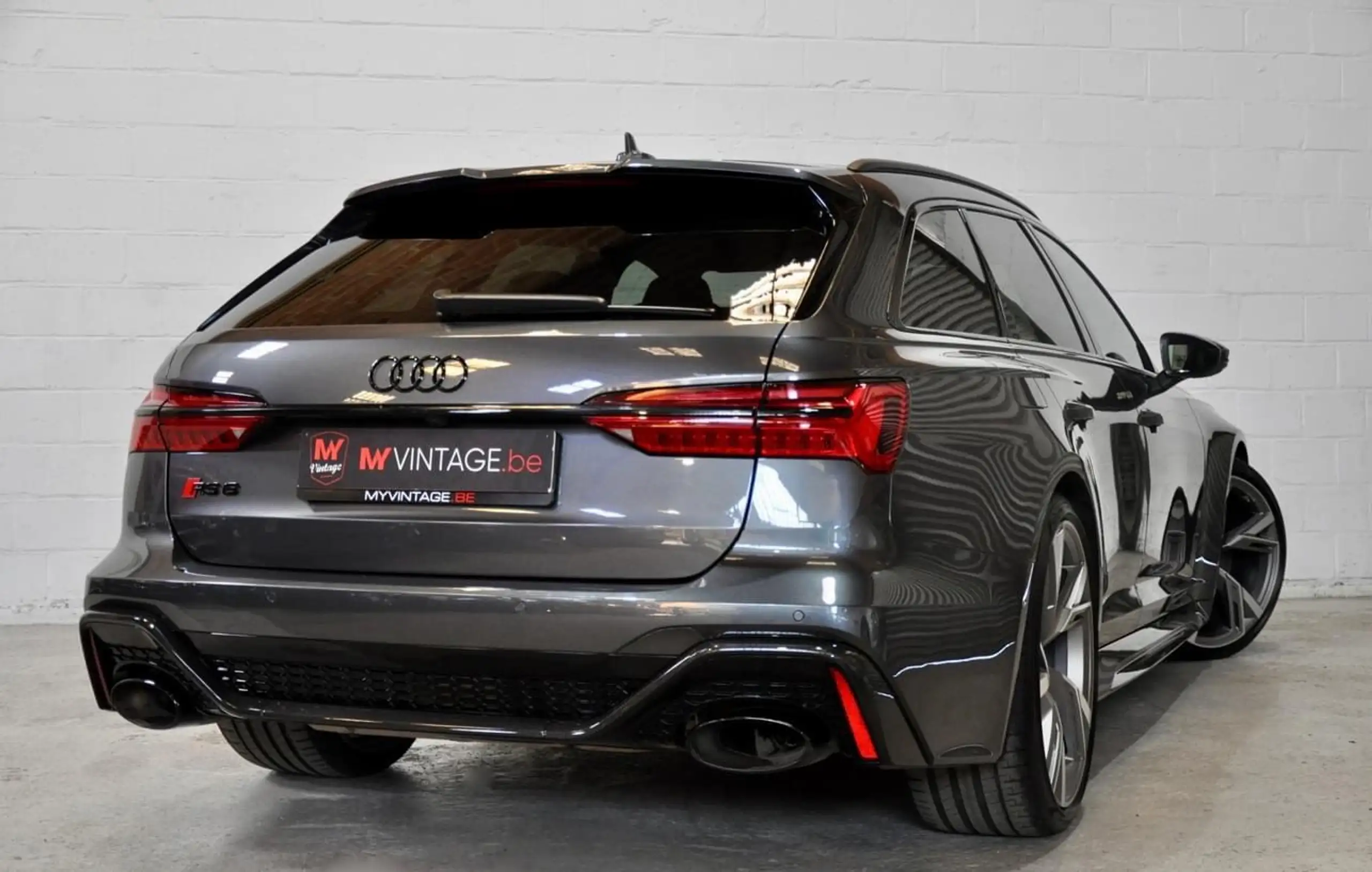 Audi - RS6