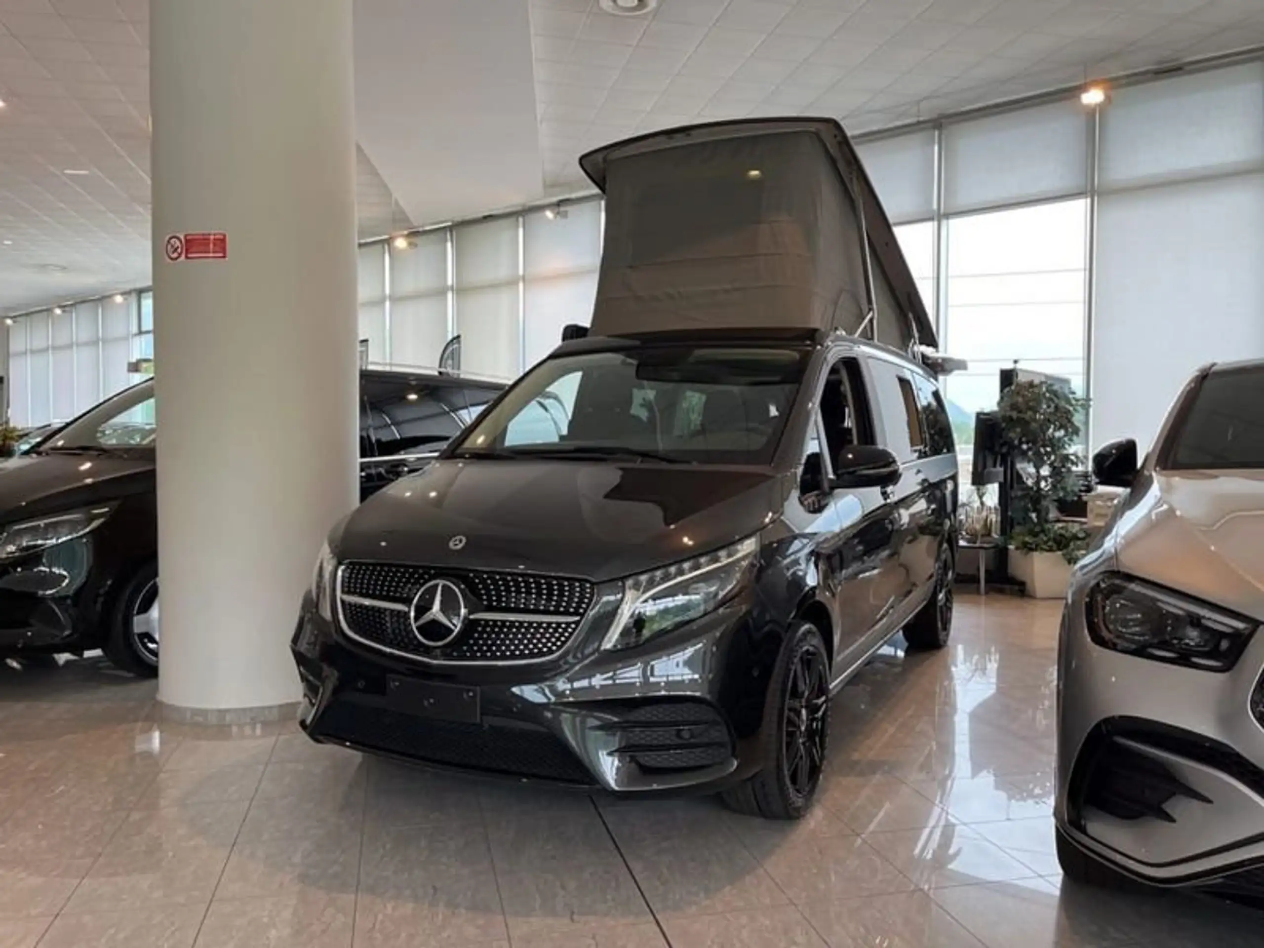 Mercedes-Benz - V