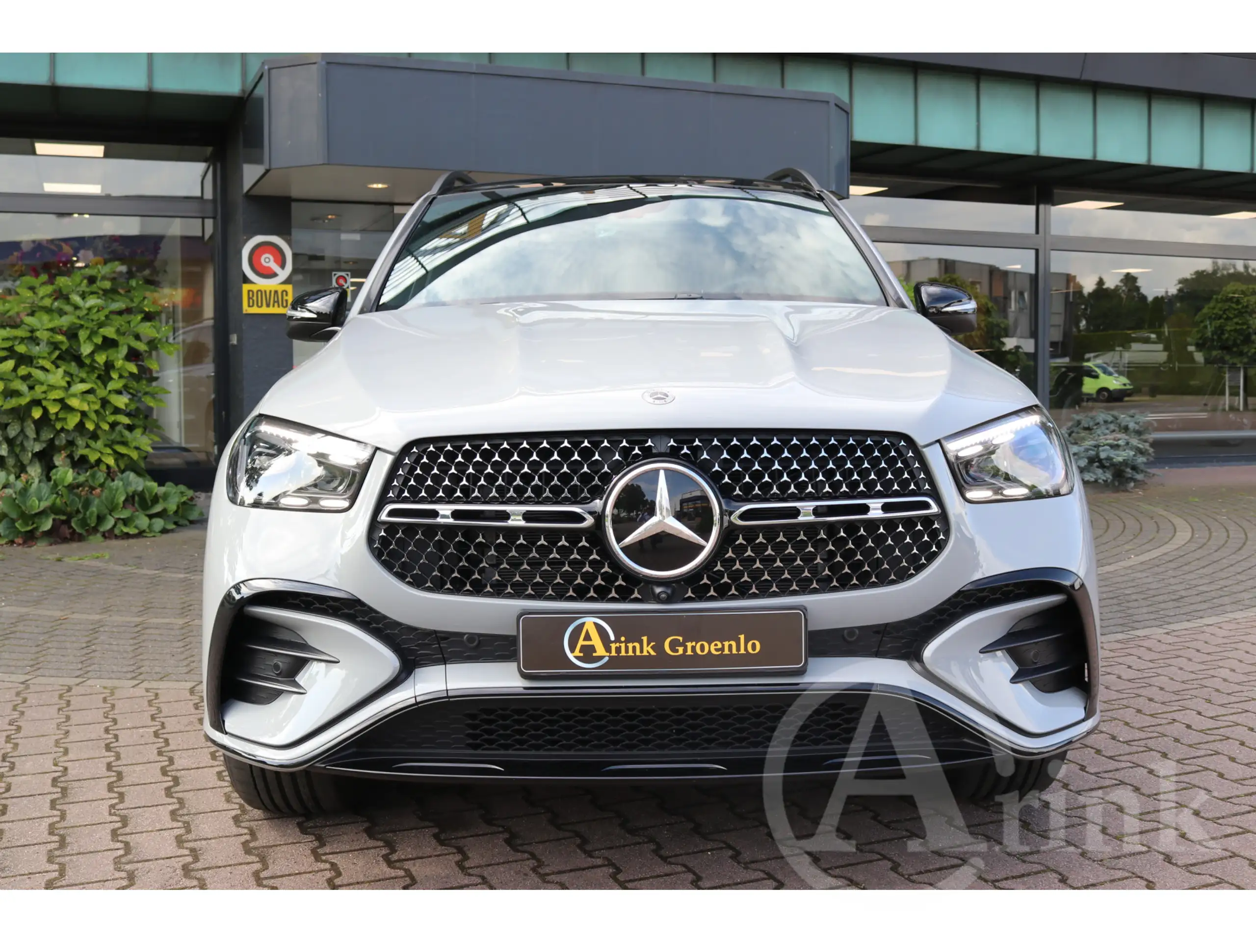 Mercedes-Benz - GLE 400