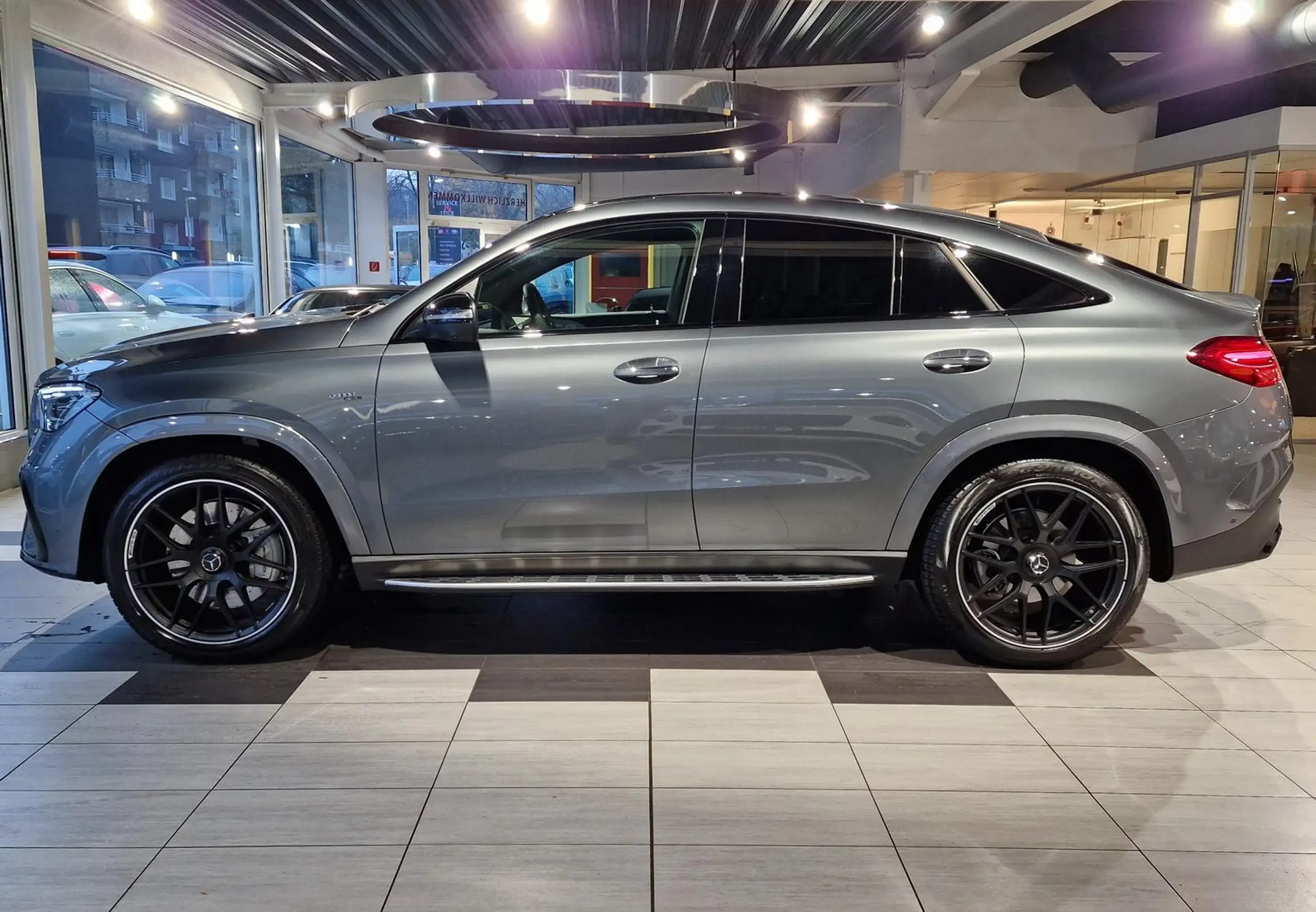 Mercedes-Benz - GLE 53 AMG