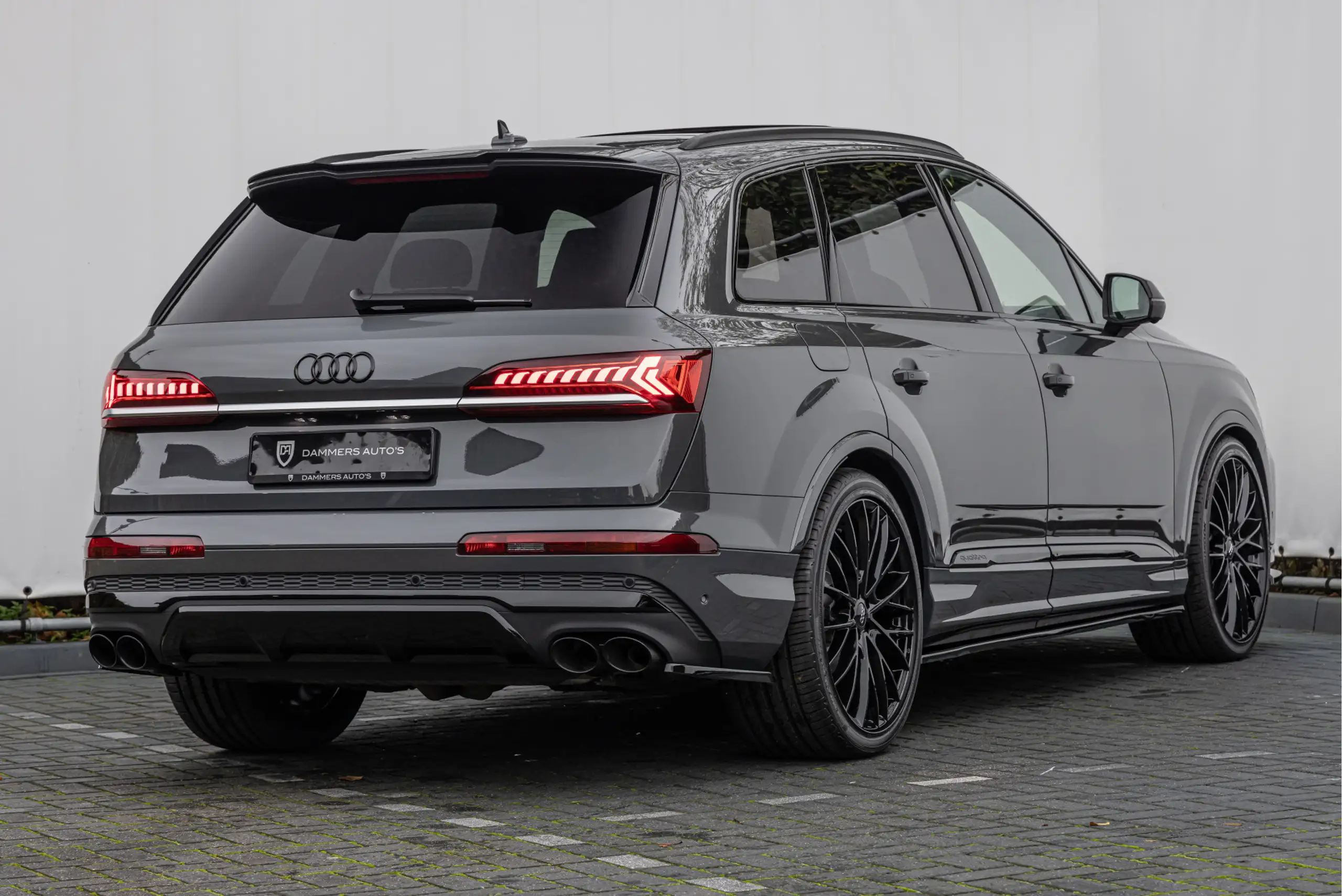 Audi - SQ7