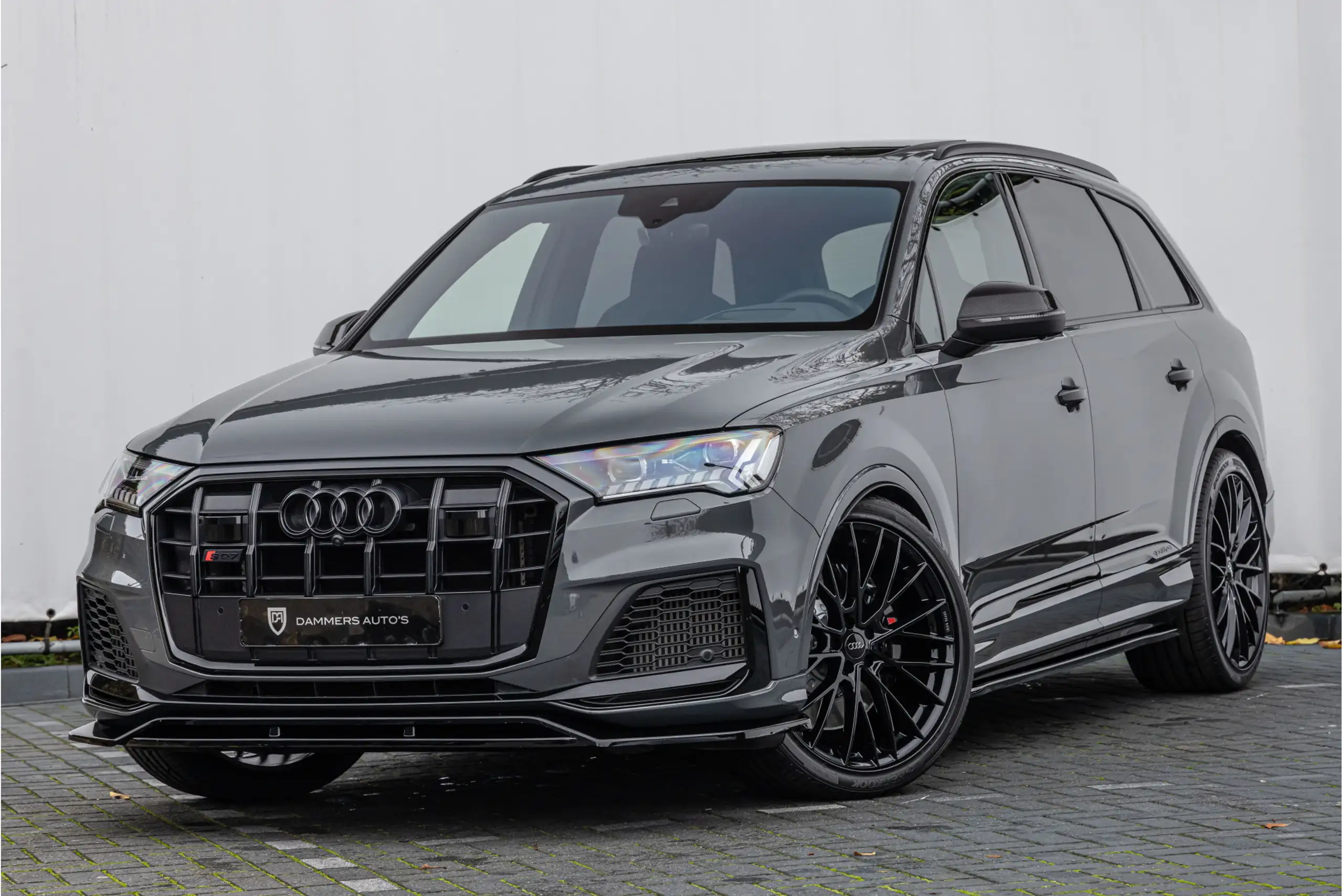 Audi - SQ7