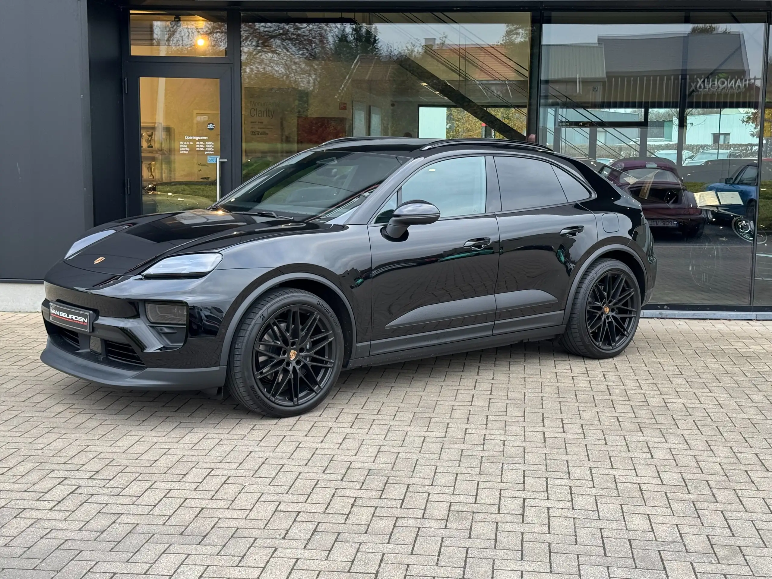 Porsche - Macan