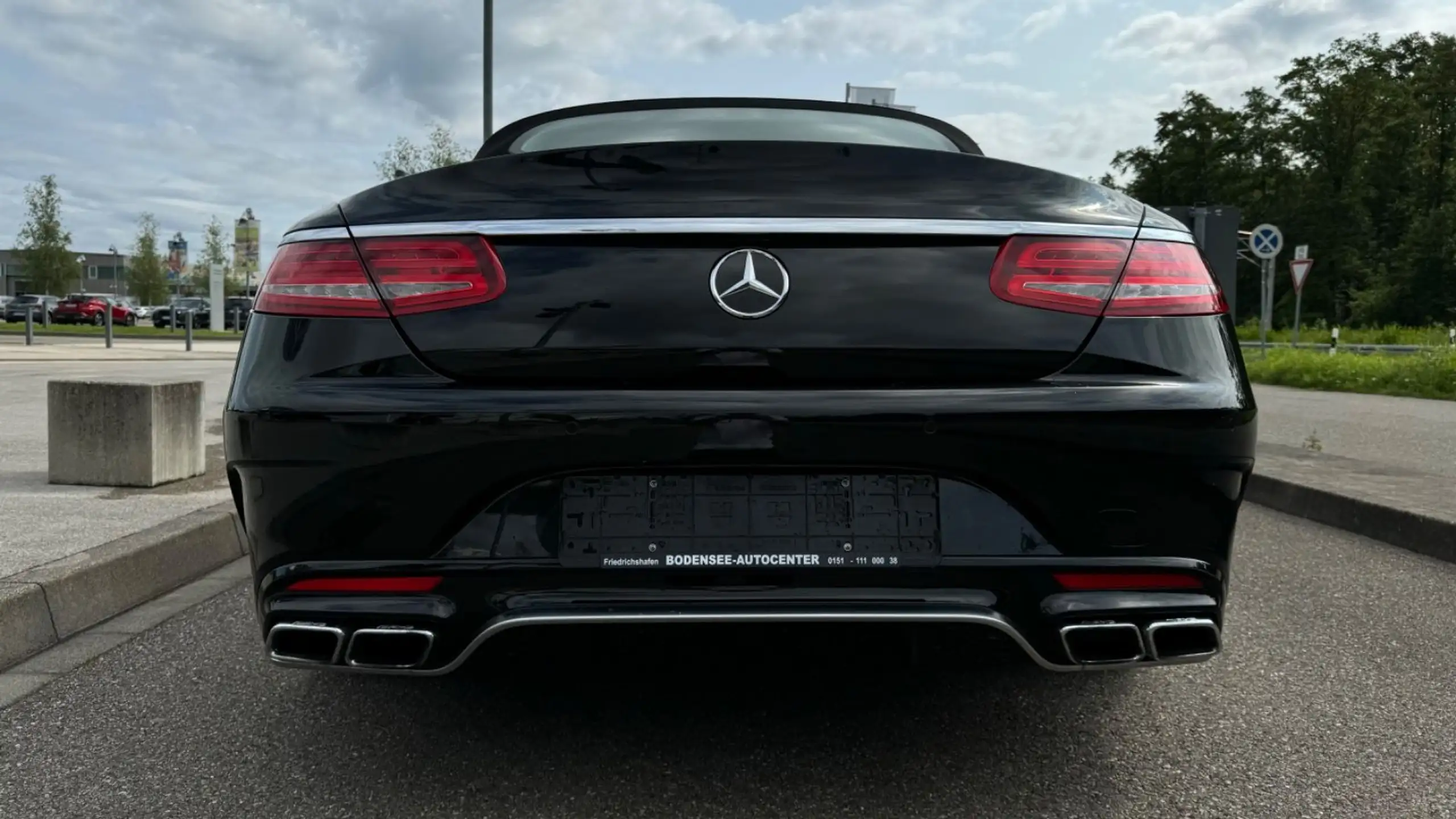 Mercedes-Benz - S 63 AMG