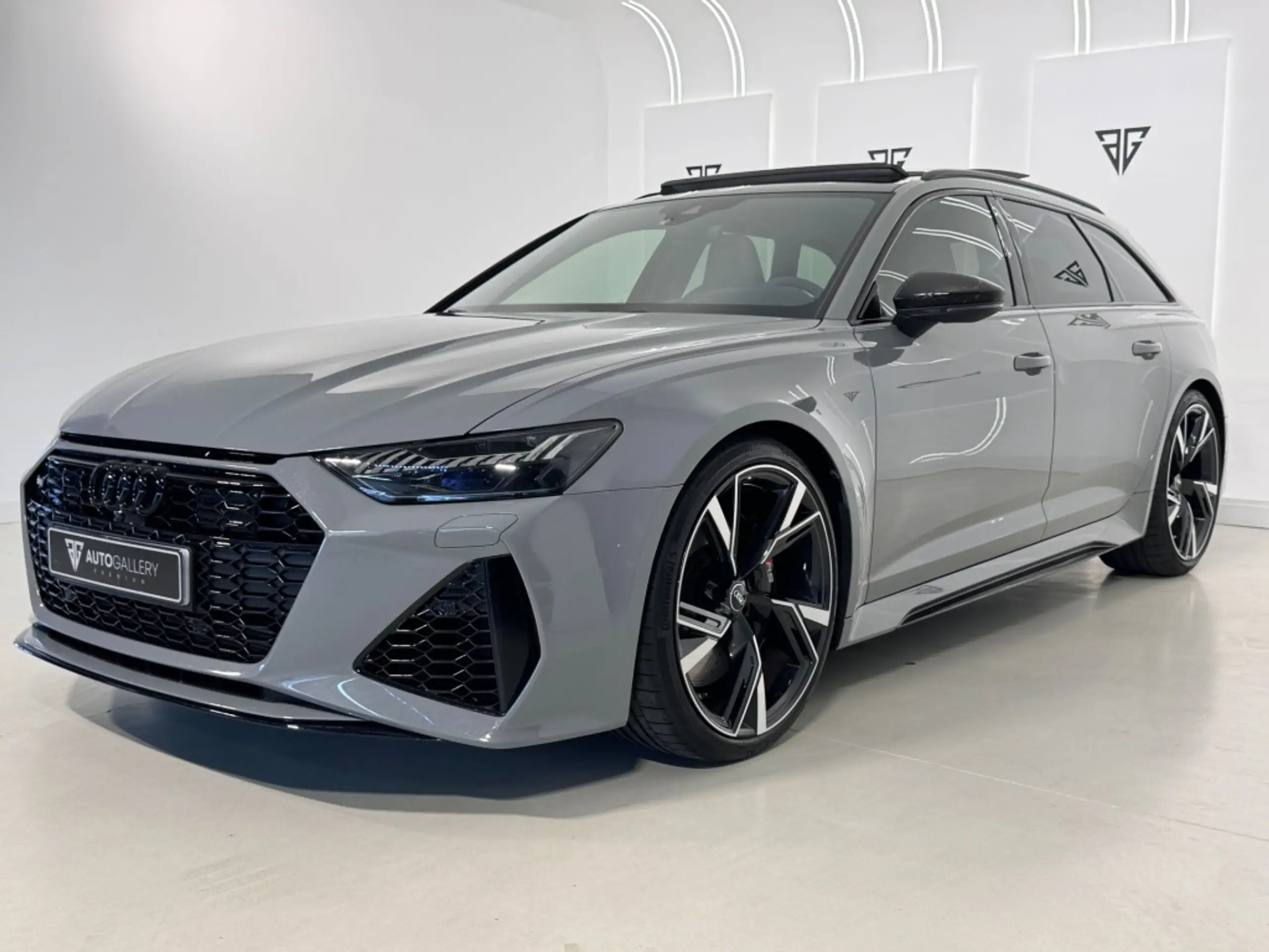 Audi - RS6