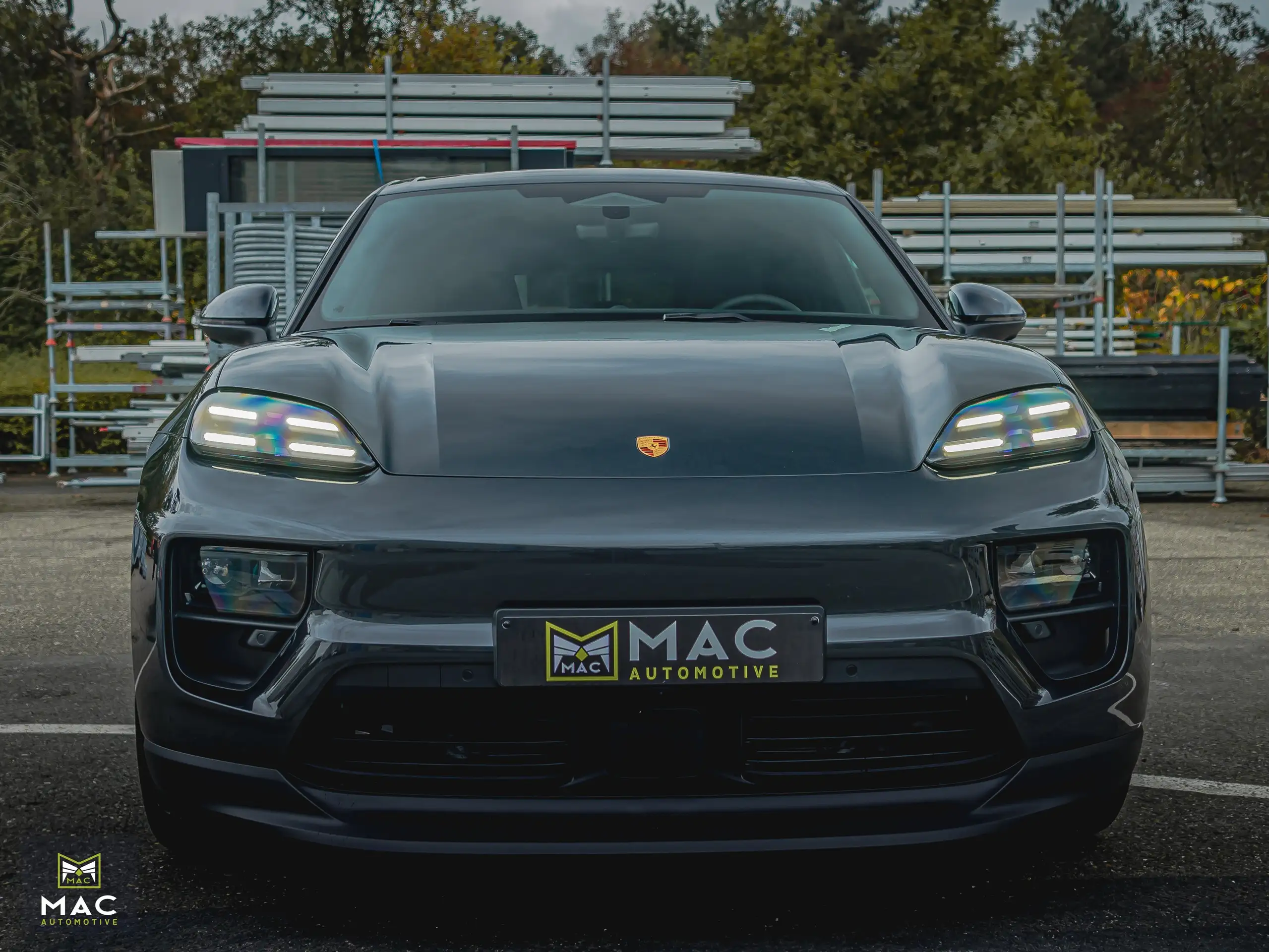 Porsche - Macan