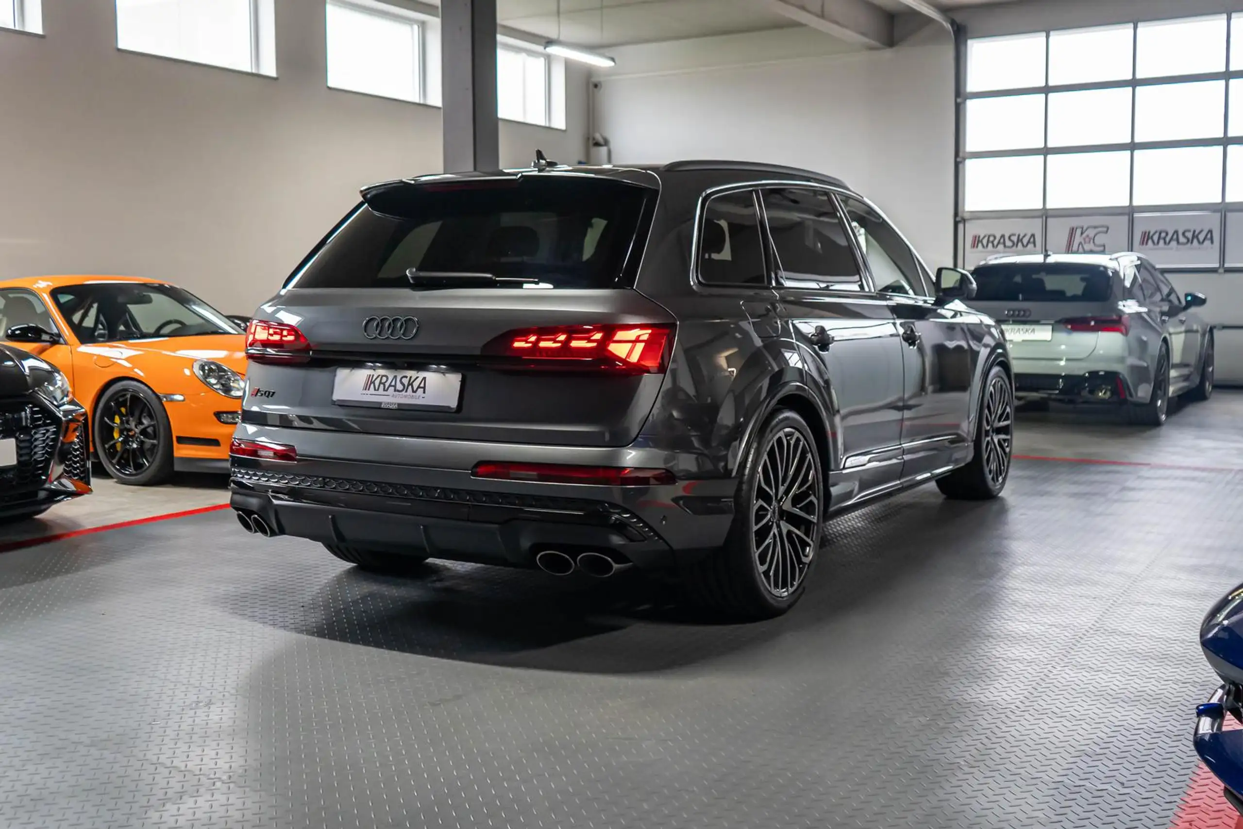 Audi - SQ7