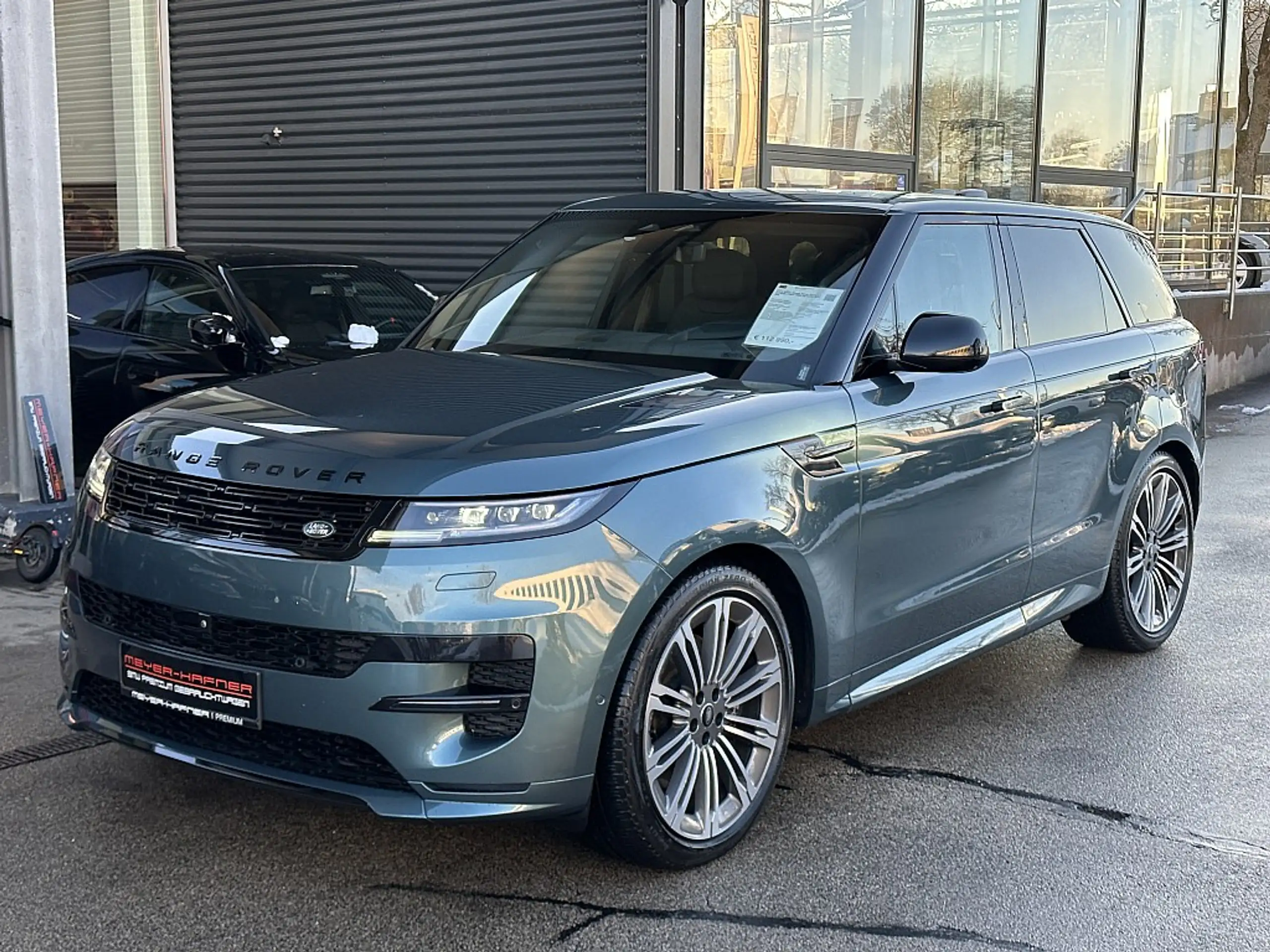 Land Rover - Range Rover Sport