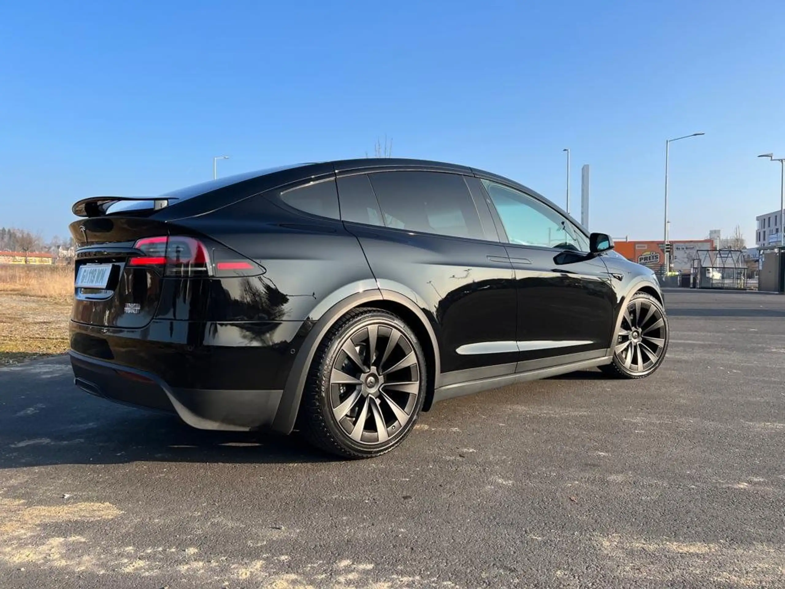 Tesla - Model X