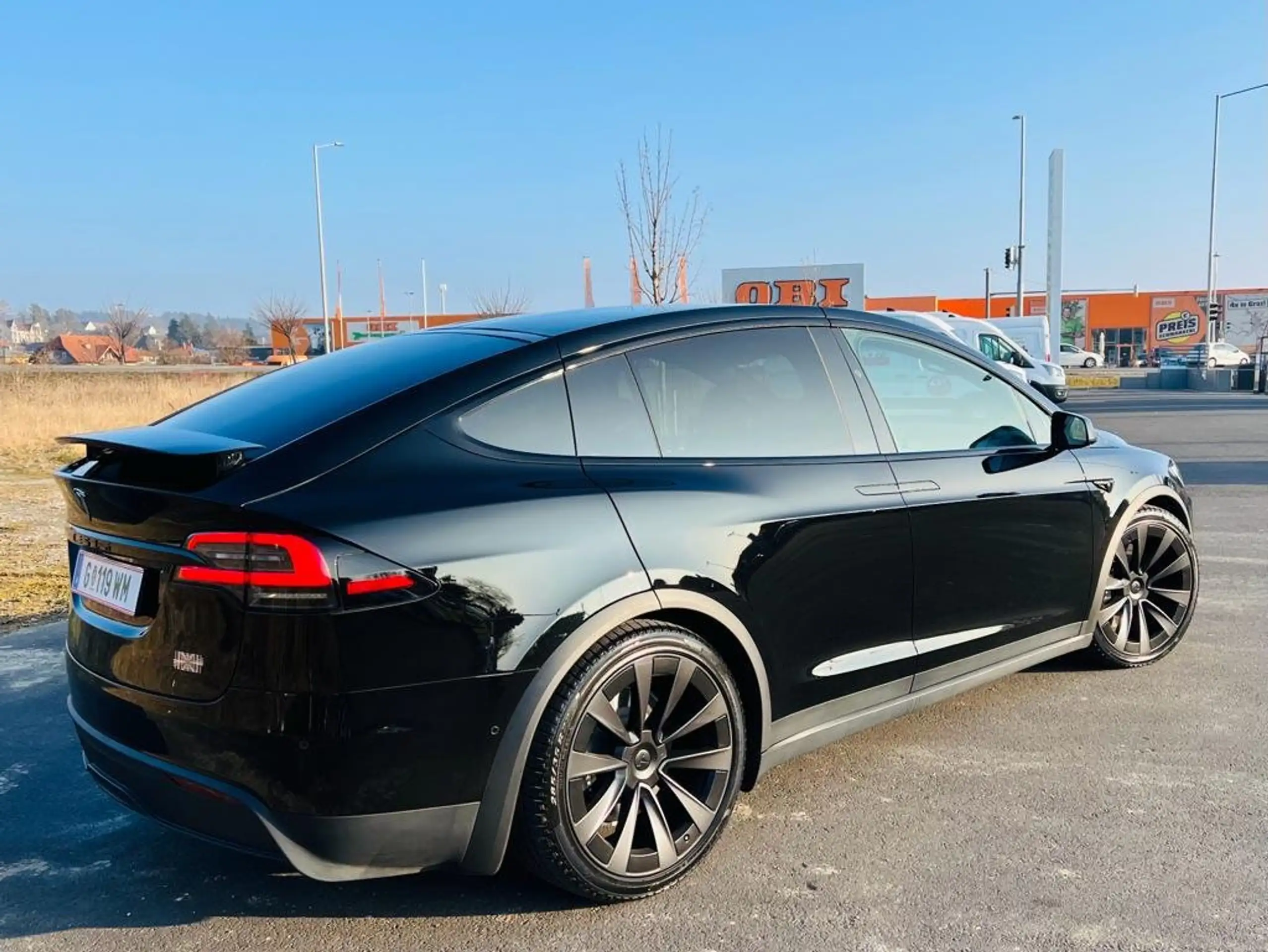 Tesla - Model X