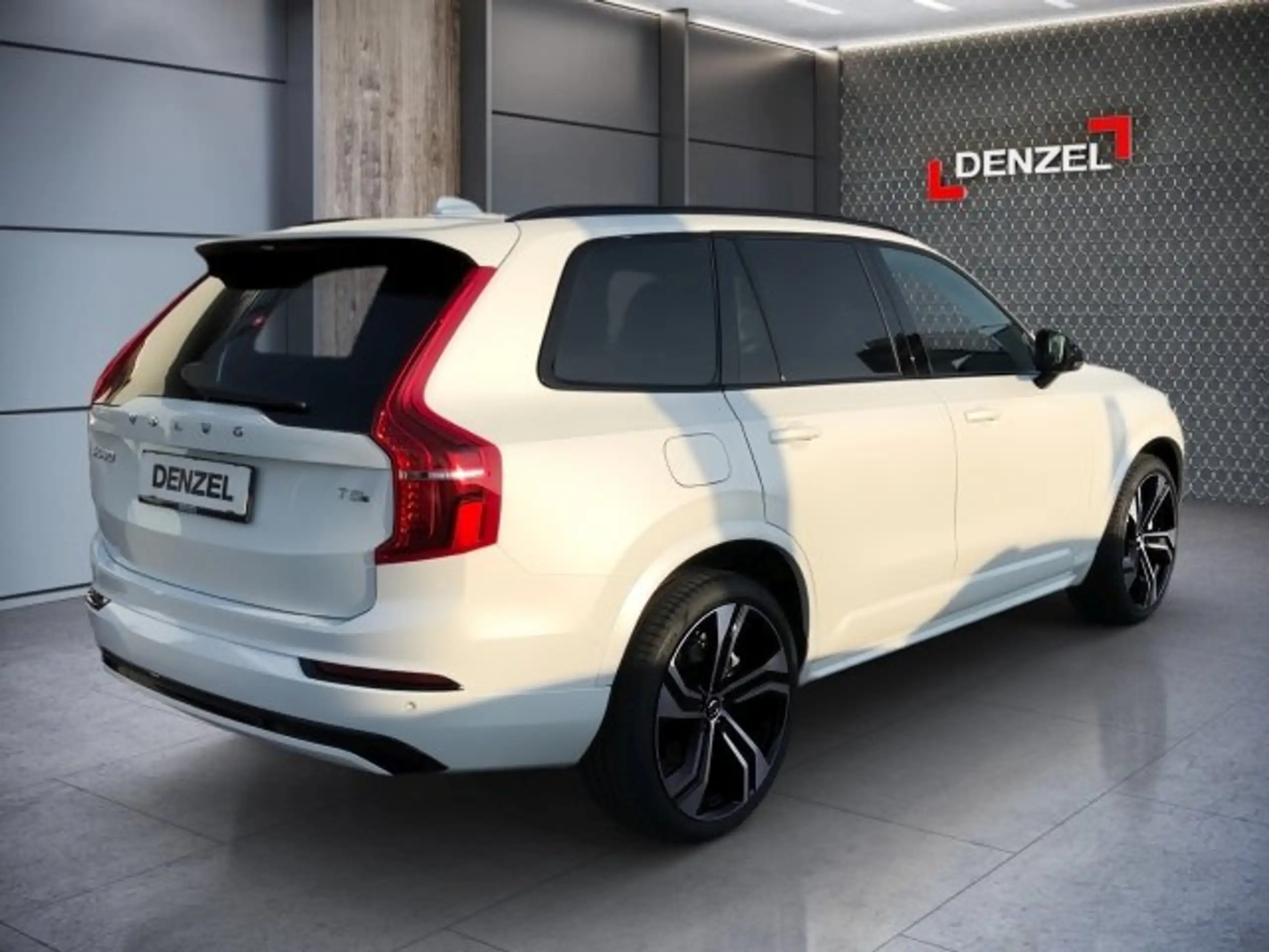 Volvo - XC90