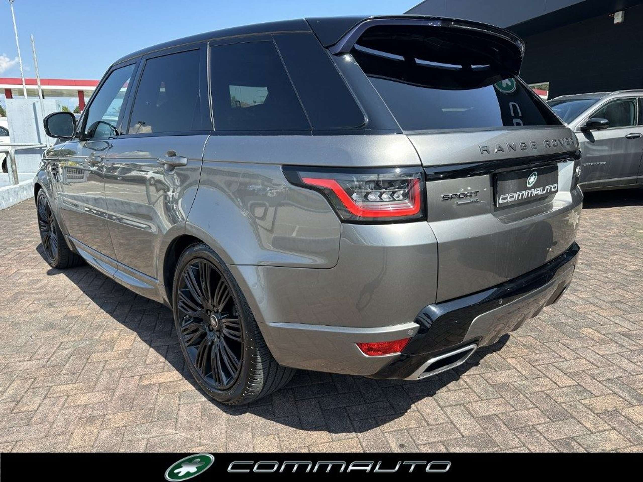 Land Rover - Range Rover Sport