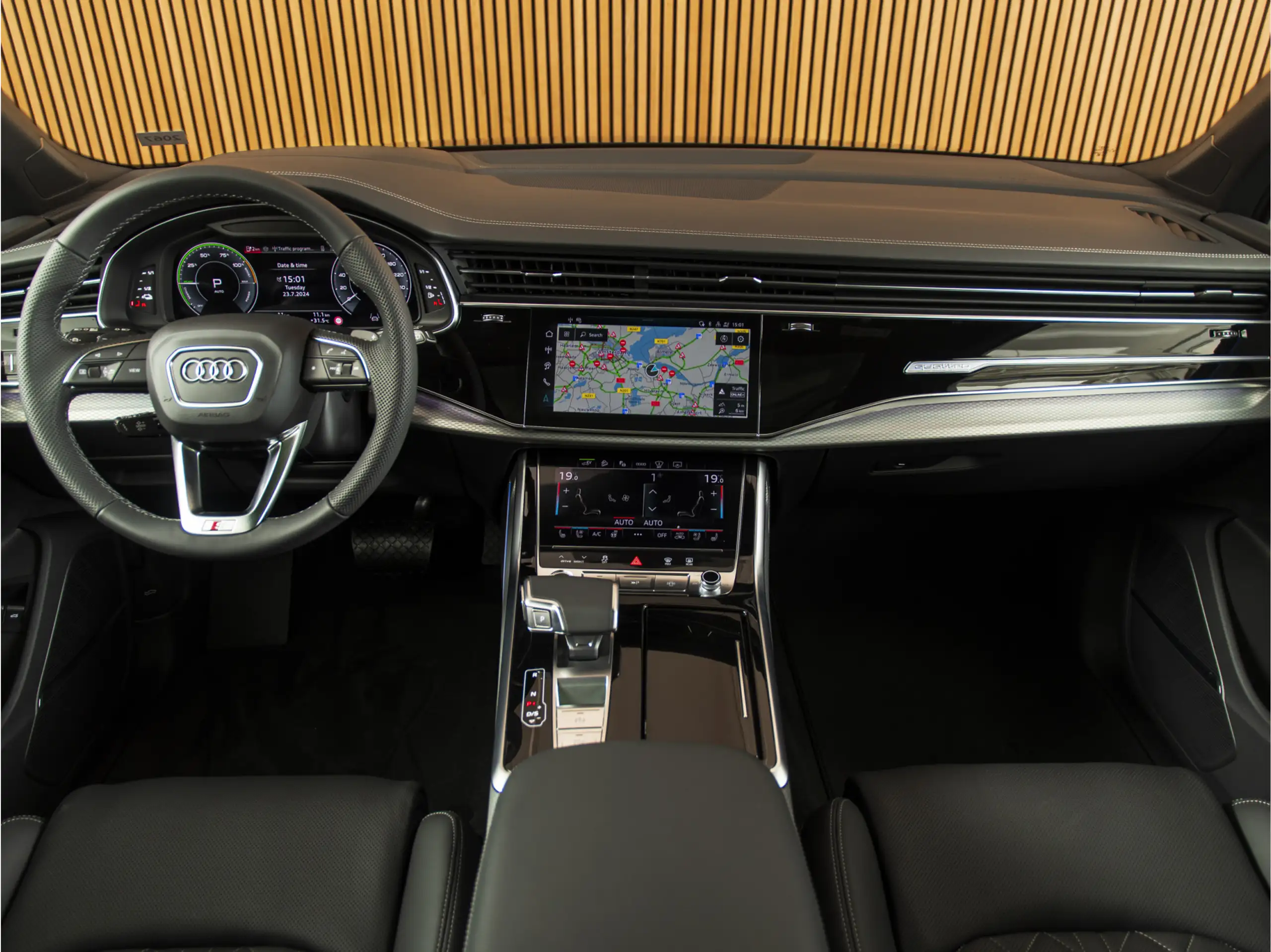 Audi - Q7