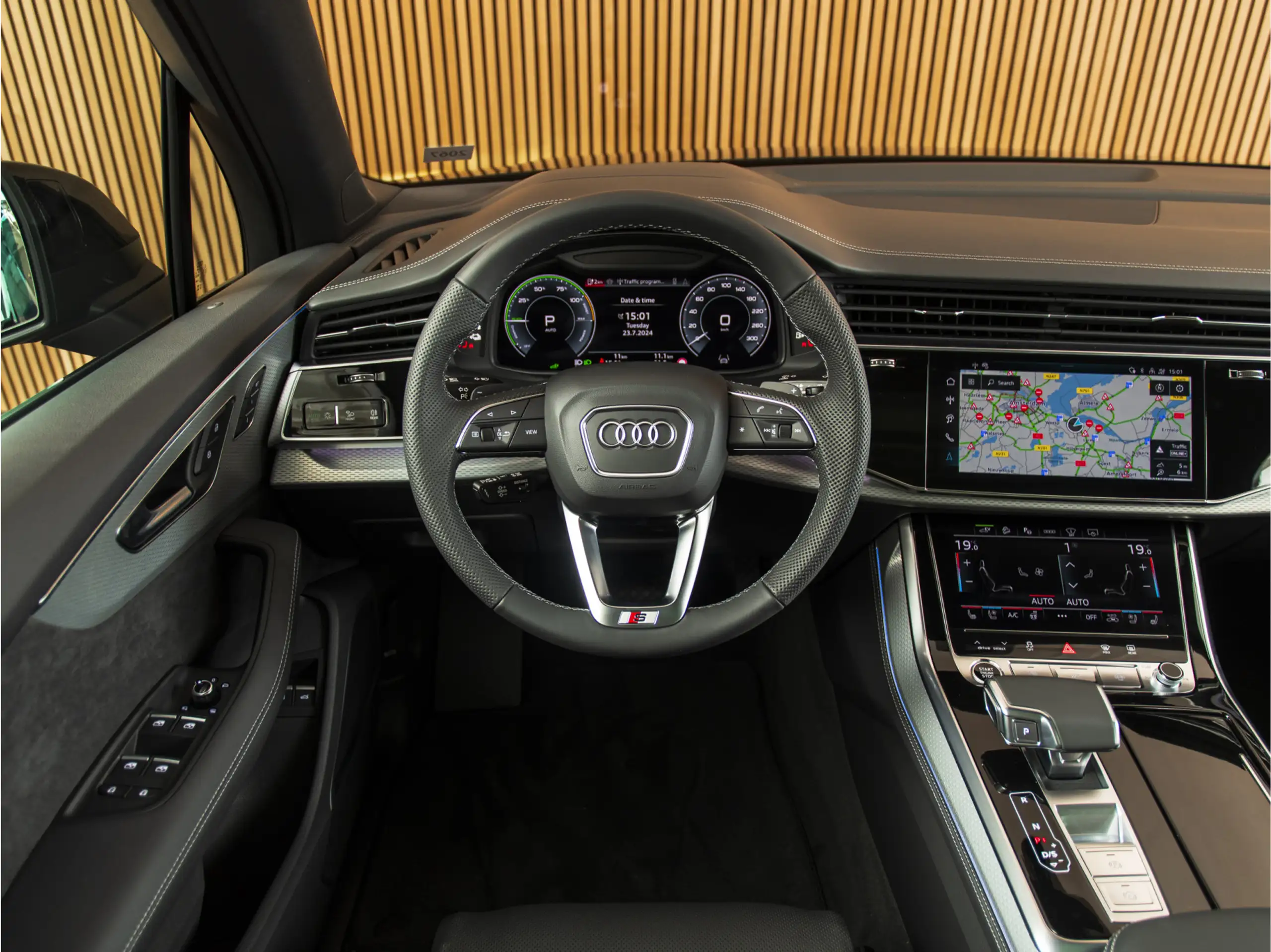 Audi - Q7