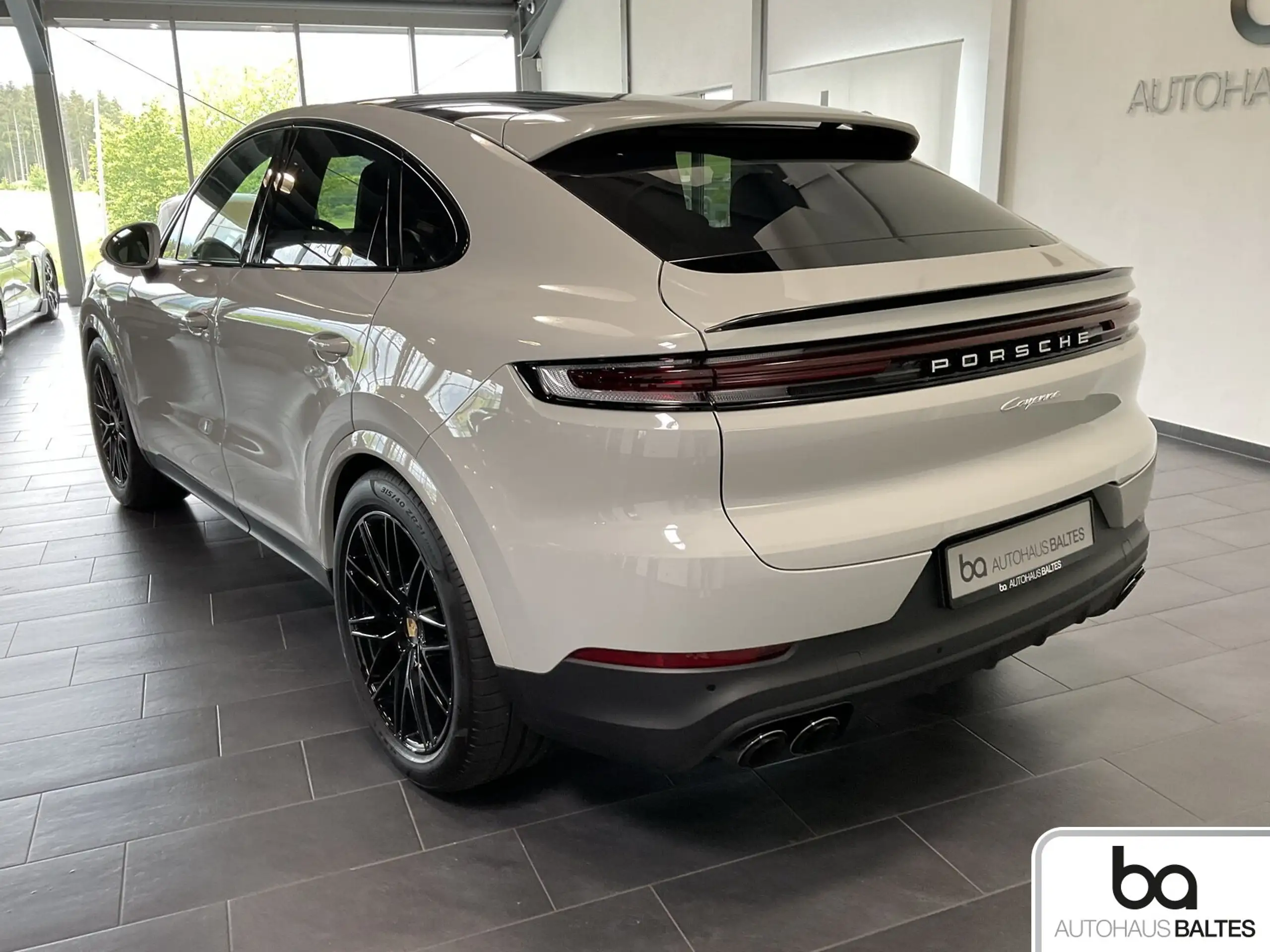 Porsche - Cayenne