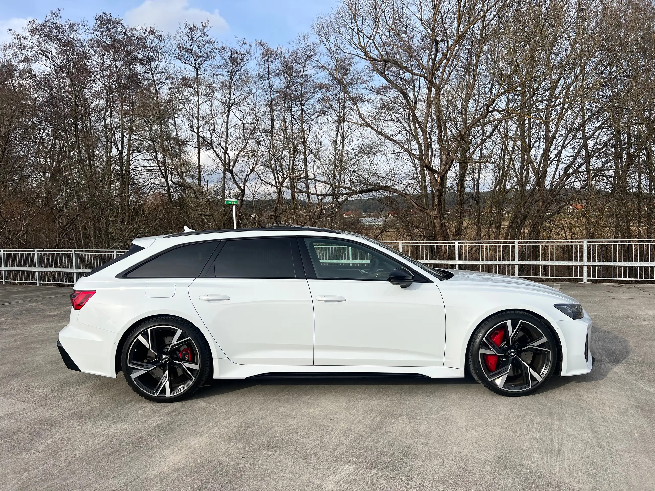 Audi - RS6