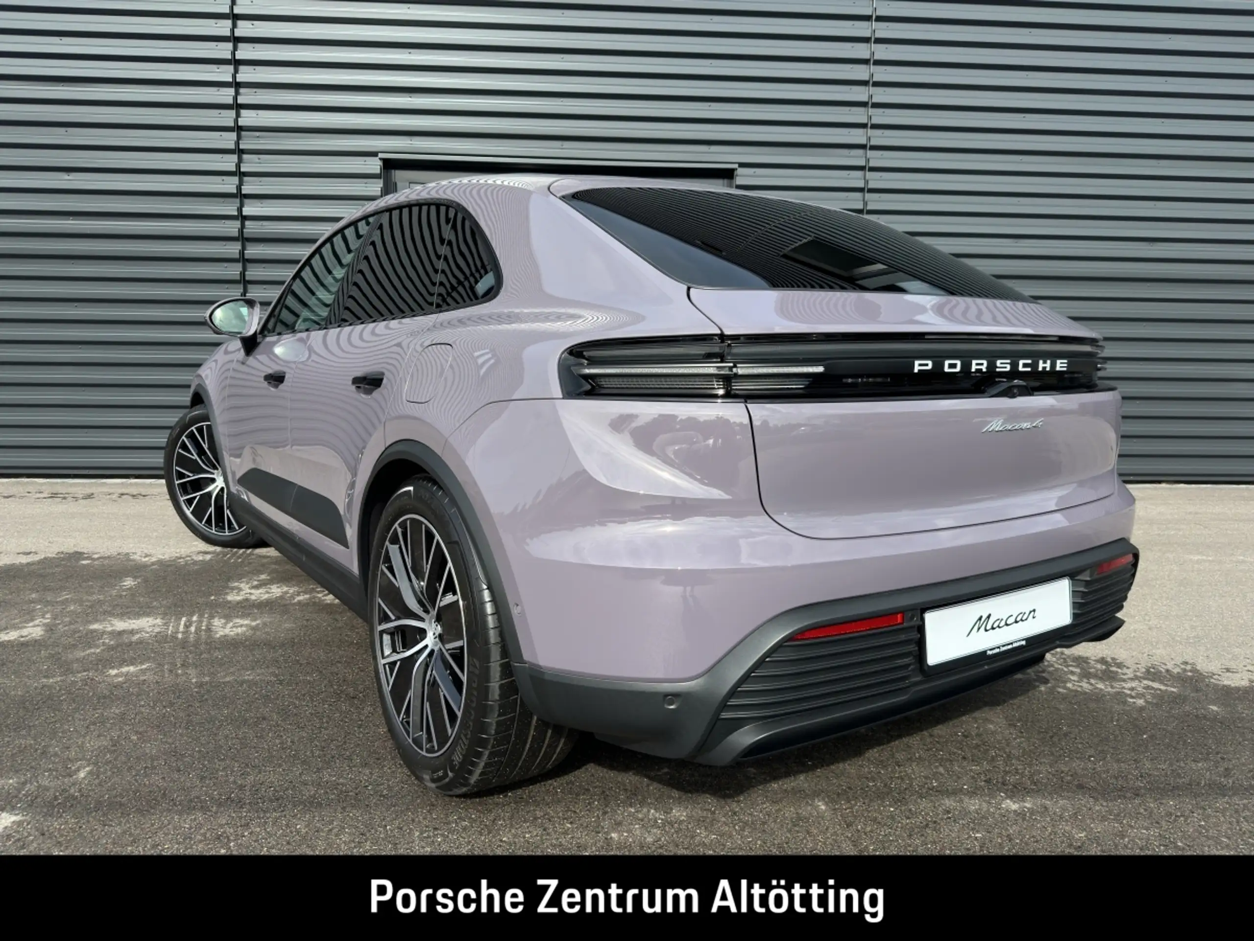 Porsche - Macan