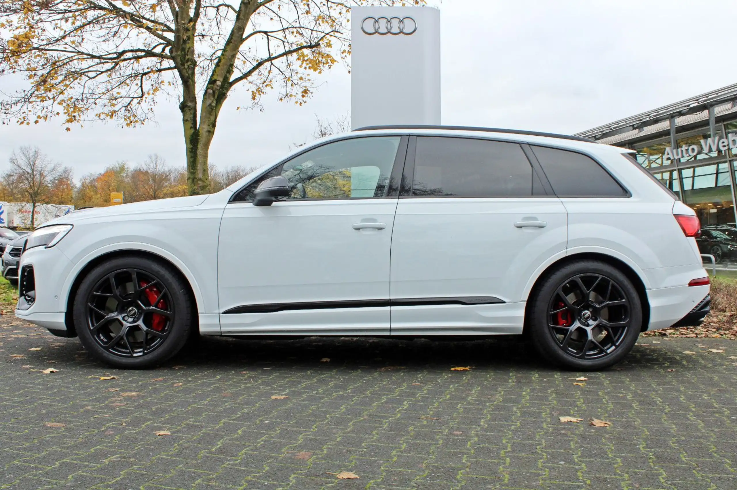 Audi - SQ7